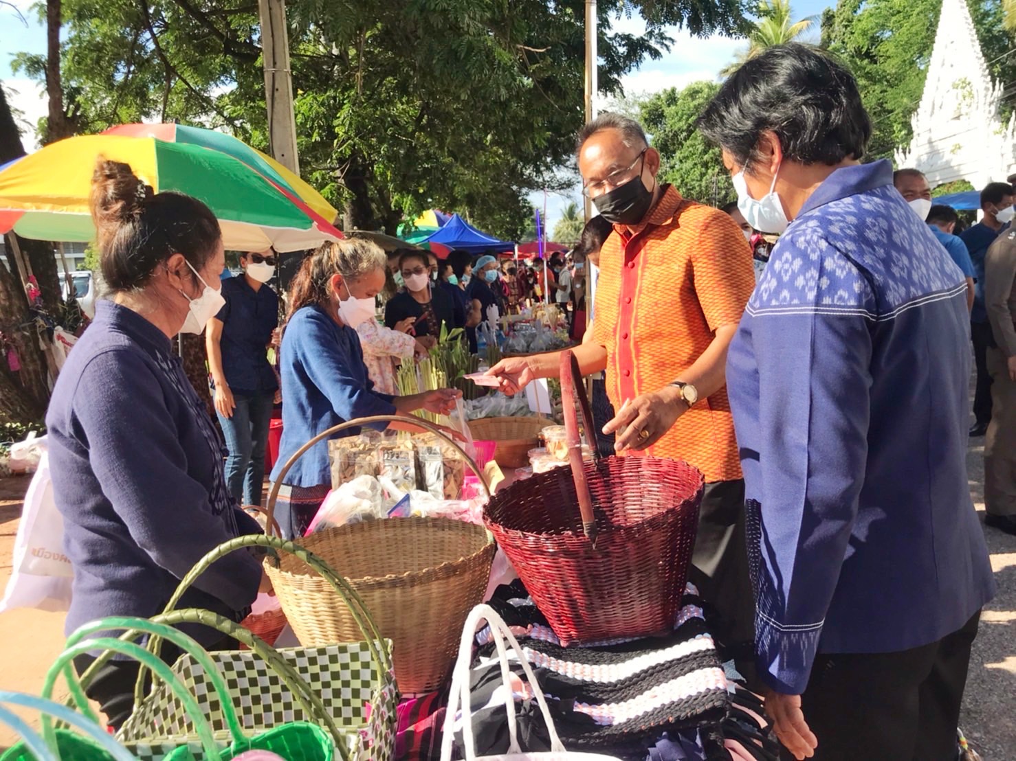พช.มหาสารคาม ร่วมกิจกรรมเปิด”ตลาดต้องชมแห่งใหม่ของจังหวัดมหาสารคาม” ณ ตลาดถนนคนเดินออนซอนกันทรวิชัย อำเภอกันทรวิชัย จังหวัดมหาสารคาม