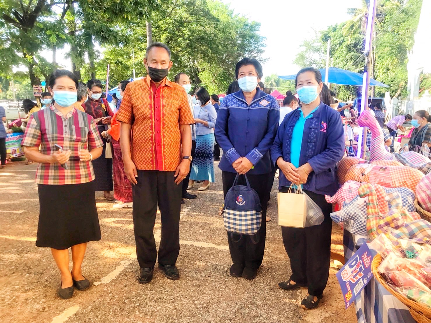 พช.มหาสารคาม ร่วมกิจกรรมเปิด”ตลาดต้องชมแห่งใหม่ของจังหวัดมหาสารคาม” ณ ตลาดถนนคนเดินออนซอนกันทรวิชัย อำเภอกันทรวิชัย จังหวัดมหาสารคาม