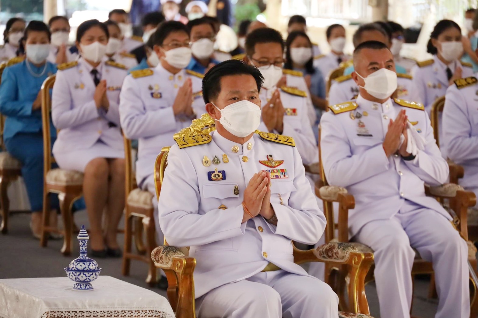พช.มหาสารคาม ร่วมพิธีมอบคัมภีร์เทศน์เฉลิมพระเกียรติฯ บทพระธรรมเทศนาเฉลิมพระธรรมบารมี ใน “อภินนมัตถจรกถา” เฉลิมพระธรรมบารมีสมเด็จพระนางเจ้าสิริกิติ์ พระบรมราชินีนาถ พระบรมราชชนนีพันปีหลวง