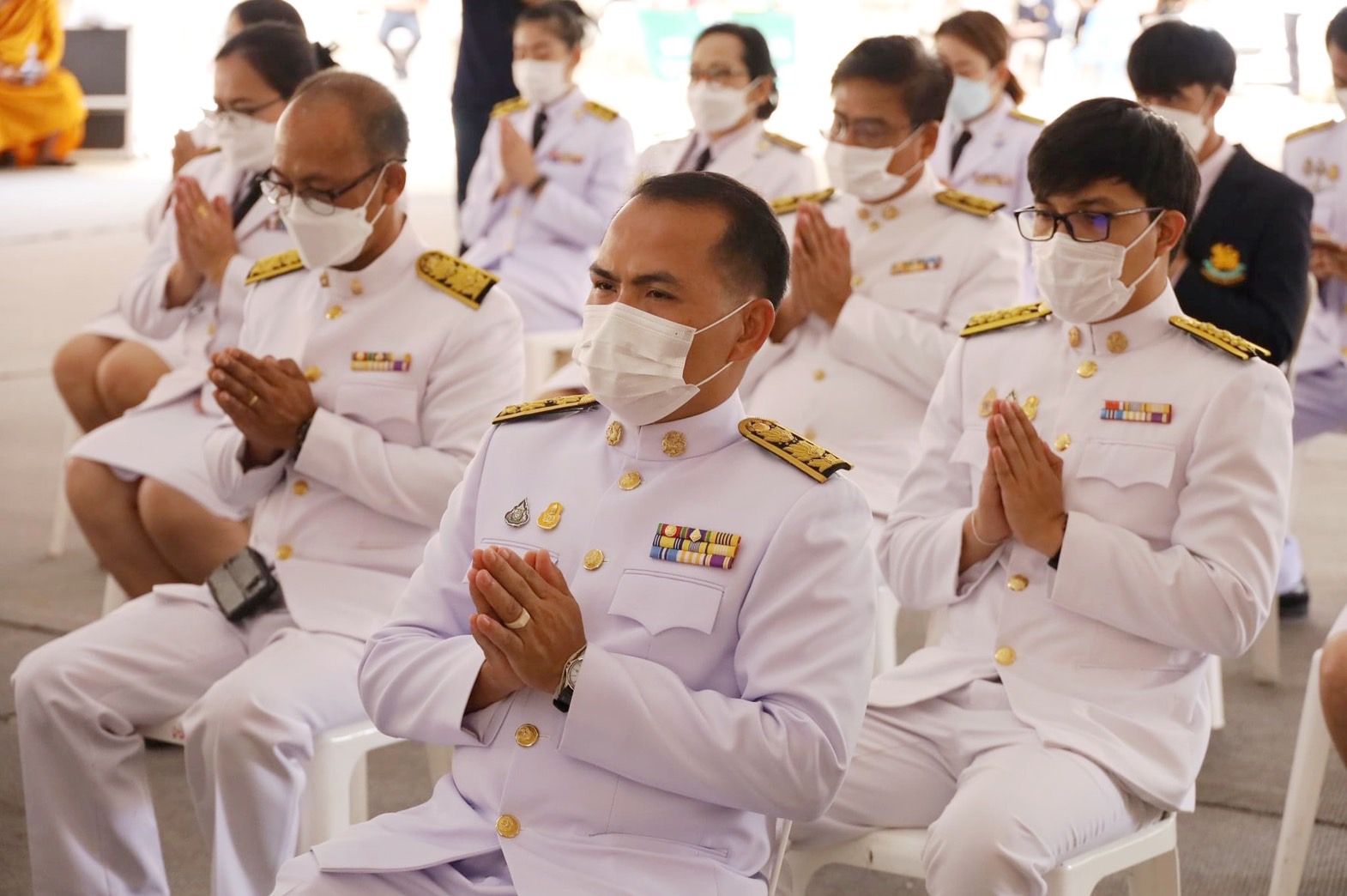 พช.มหาสารคาม ร่วมพิธีมอบคัมภีร์เทศน์เฉลิมพระเกียรติฯ บทพระธรรมเทศนาเฉลิมพระธรรมบารมี ใน “อภินนมัตถจรกถา” เฉลิมพระธรรมบารมีสมเด็จพระนางเจ้าสิริกิติ์ พระบรมราชินีนาถ พระบรมราชชนนีพันปีหลวง