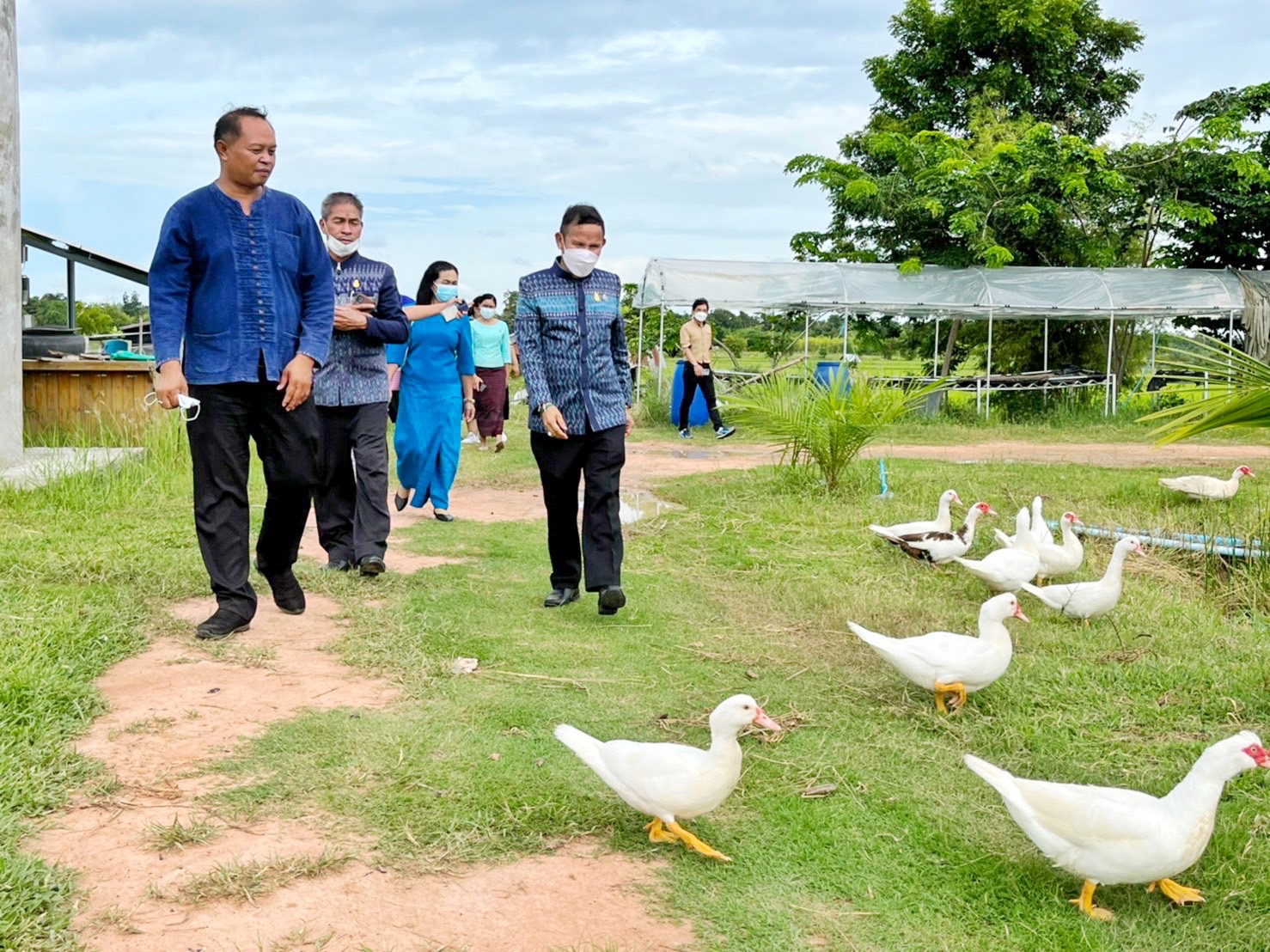 นายวสันต์ ชิงชนะ ผู้ตรวจราชการกรมการพัฒนาชุมชน ลงพื้นที่ติดตามสนับสนุนส่งเสริมการขับเคลื่อนงานพัฒนาชุมชน อำเภอยางสีสุราช จังหวัดมหาสารคาม