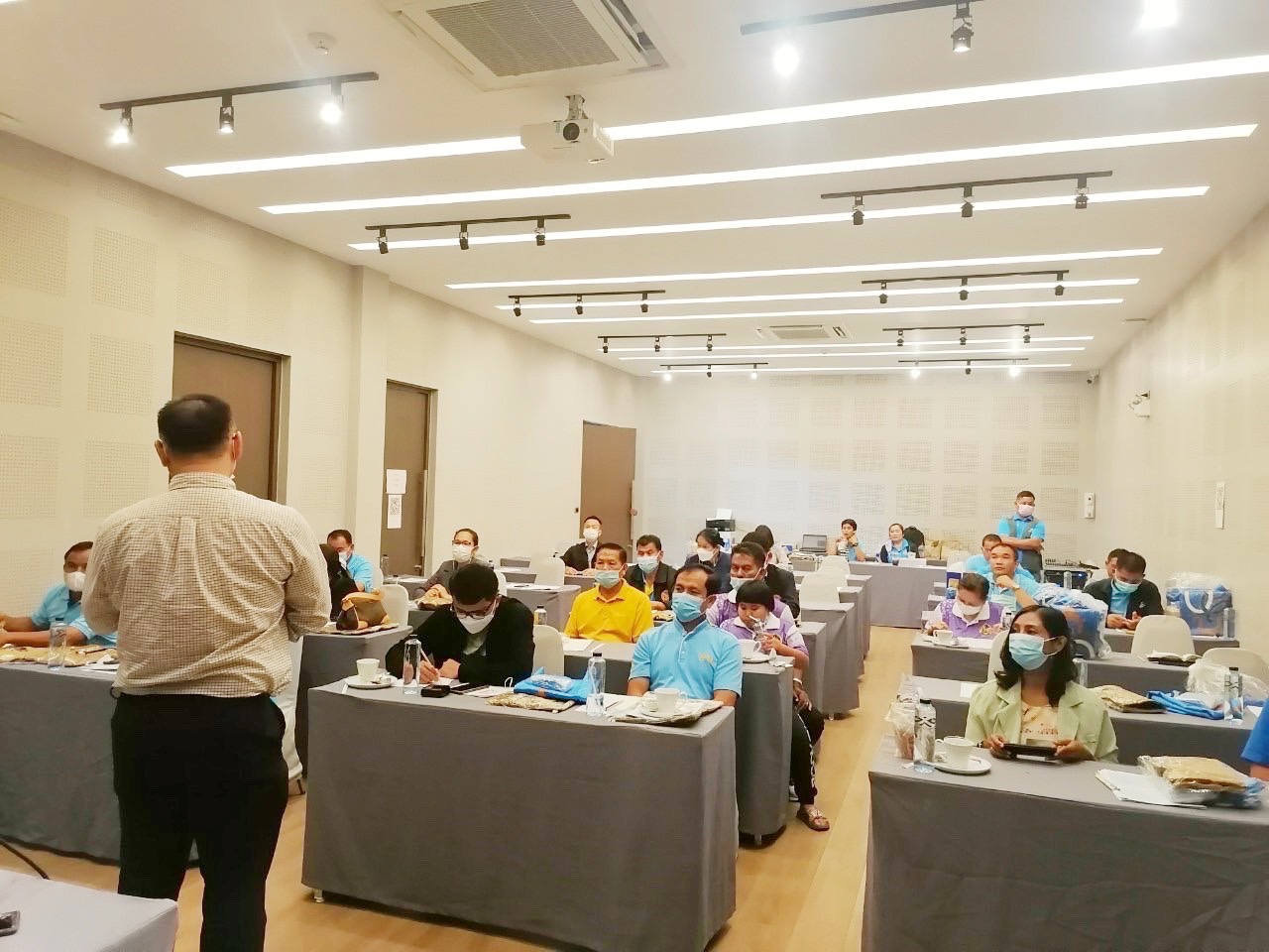 พช.มหาสารคาม ร่วมงานมหกรรมกองทุนแม่ของแผ่นดิน ภายใต้แนวคิด 90 พรรษาแม่ของแผ่นดิน “ร้อยความรักรวมดวงใจประชาไทยร่มเย็น”แก้ไขปัญหายาเสพติดในหมู่บ้าน/ชุมชน”