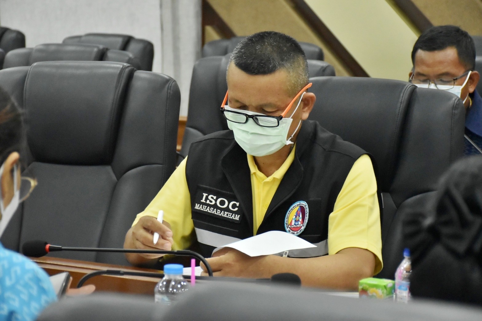 ผู้ว่าราชการจังหวัดมหาสารคาม ประชุมคณะกรรมการบริหารศูนย์อำนวยการขจัดความยากจนและพัฒนาคนทุกช่วงวัยอย่างยั่งยืนตามหลักปรัชญาของเศรษฐกิจพอเพียงจังหวัดมหาสารคาม (คจพ.จ) ครั้งที่ 7/2565