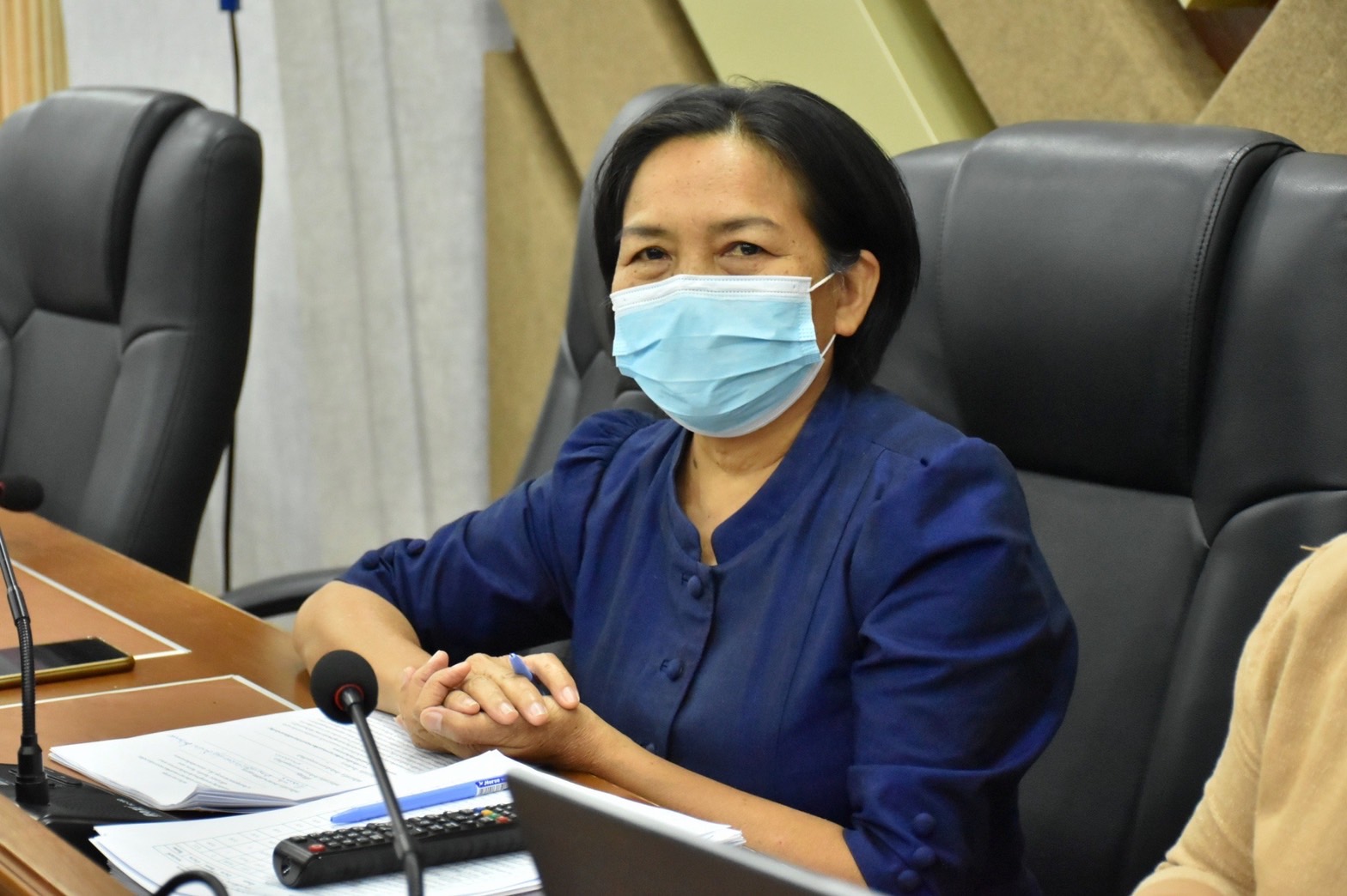 ผู้ว่าราชการจังหวัดมหาสารคาม ประชุมคณะกรรมการบริหารศูนย์อำนวยการขจัดความยากจนและพัฒนาคนทุกช่วงวัยอย่างยั่งยืนตามหลักปรัชญาของเศรษฐกิจพอเพียงจังหวัดมหาสารคาม (คจพ.จ) ครั้งที่ 7/2565