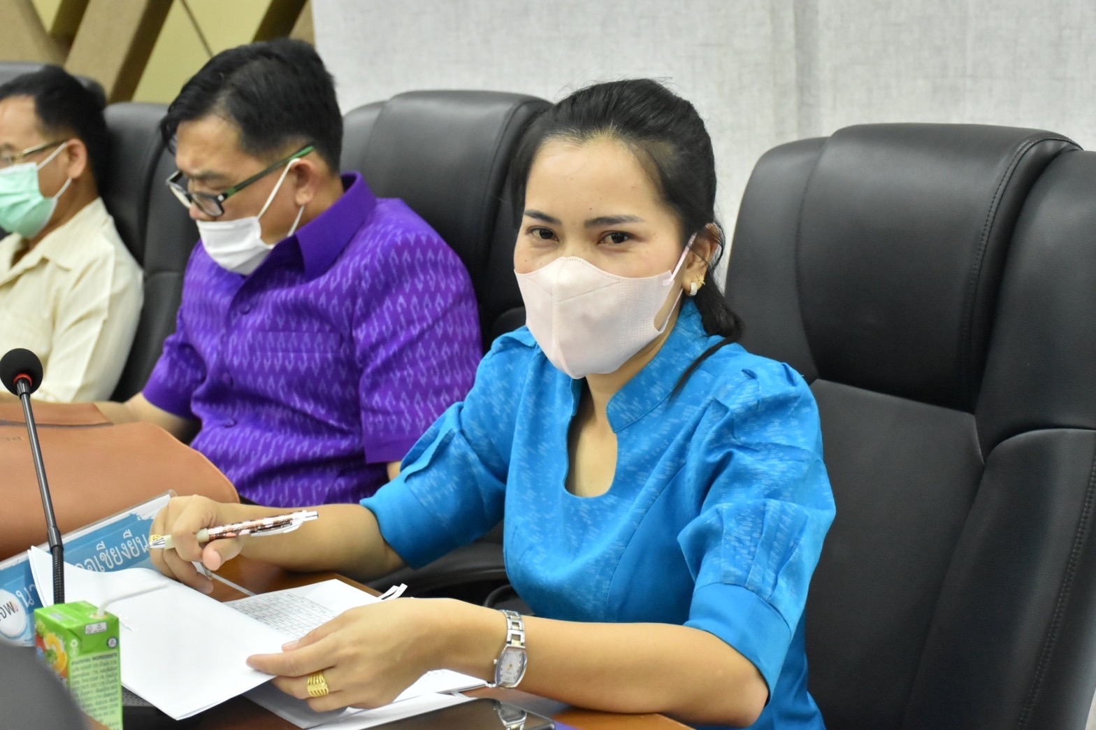 ผู้ว่าราชการจังหวัดมหาสารคาม ประชุมคณะกรรมการบริหารศูนย์อำนวยการขจัดความยากจนและพัฒนาคนทุกช่วงวัยอย่างยั่งยืนตามหลักปรัชญาของเศรษฐกิจพอเพียงจังหวัดมหาสารคาม (คจพ.จ) ครั้งที่ 7/2565
