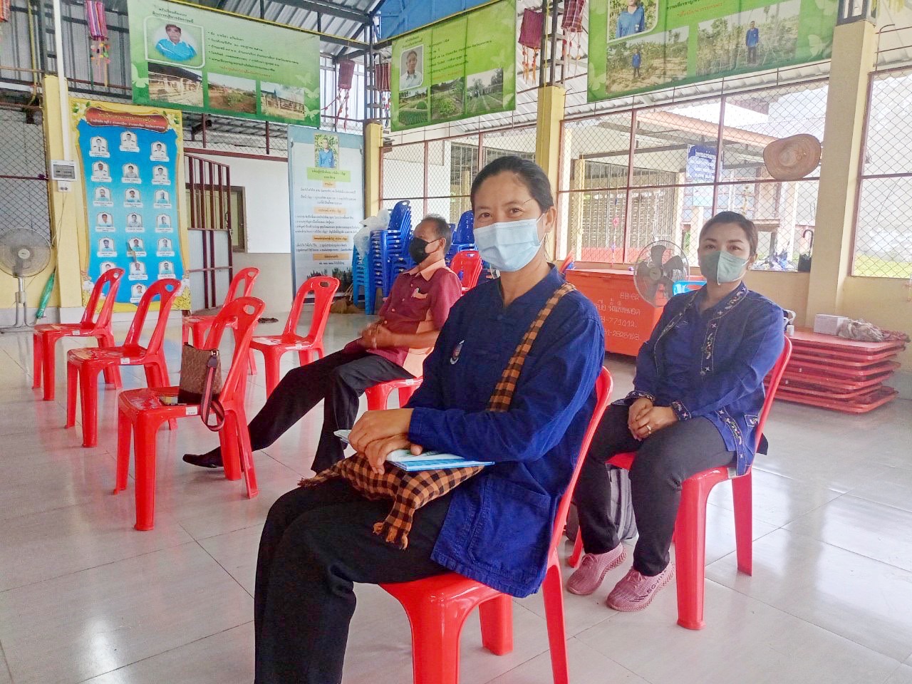 พช.มหาสารคาม นำกลุ่มเป้าหมายศึกษาดูงานการดำเนินงานกองทุนชุมชนที่ประสบผลเร็จ ตามโครงการส่งเสริมการขับเคลื่อนกองทุนชุมชนและการเข้าถึงแหล่งทุนตามหลักธรรมาภิบาล