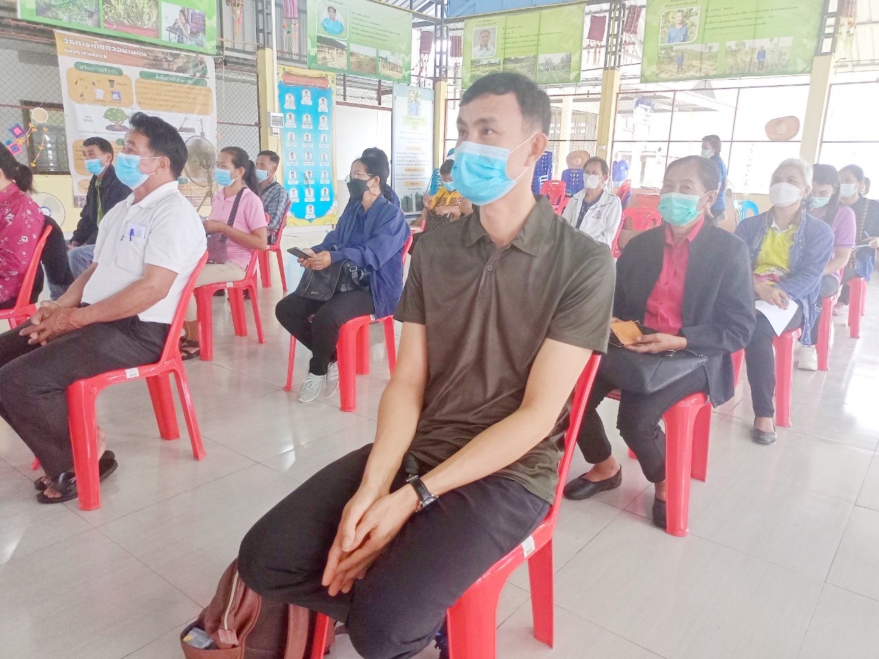 พช.มหาสารคาม นำกลุ่มเป้าหมายศึกษาดูงานการดำเนินงานกองทุนชุมชนที่ประสบผลเร็จ ตามโครงการส่งเสริมการขับเคลื่อนกองทุนชุมชนและการเข้าถึงแหล่งทุนตามหลักธรรมาภิบาล