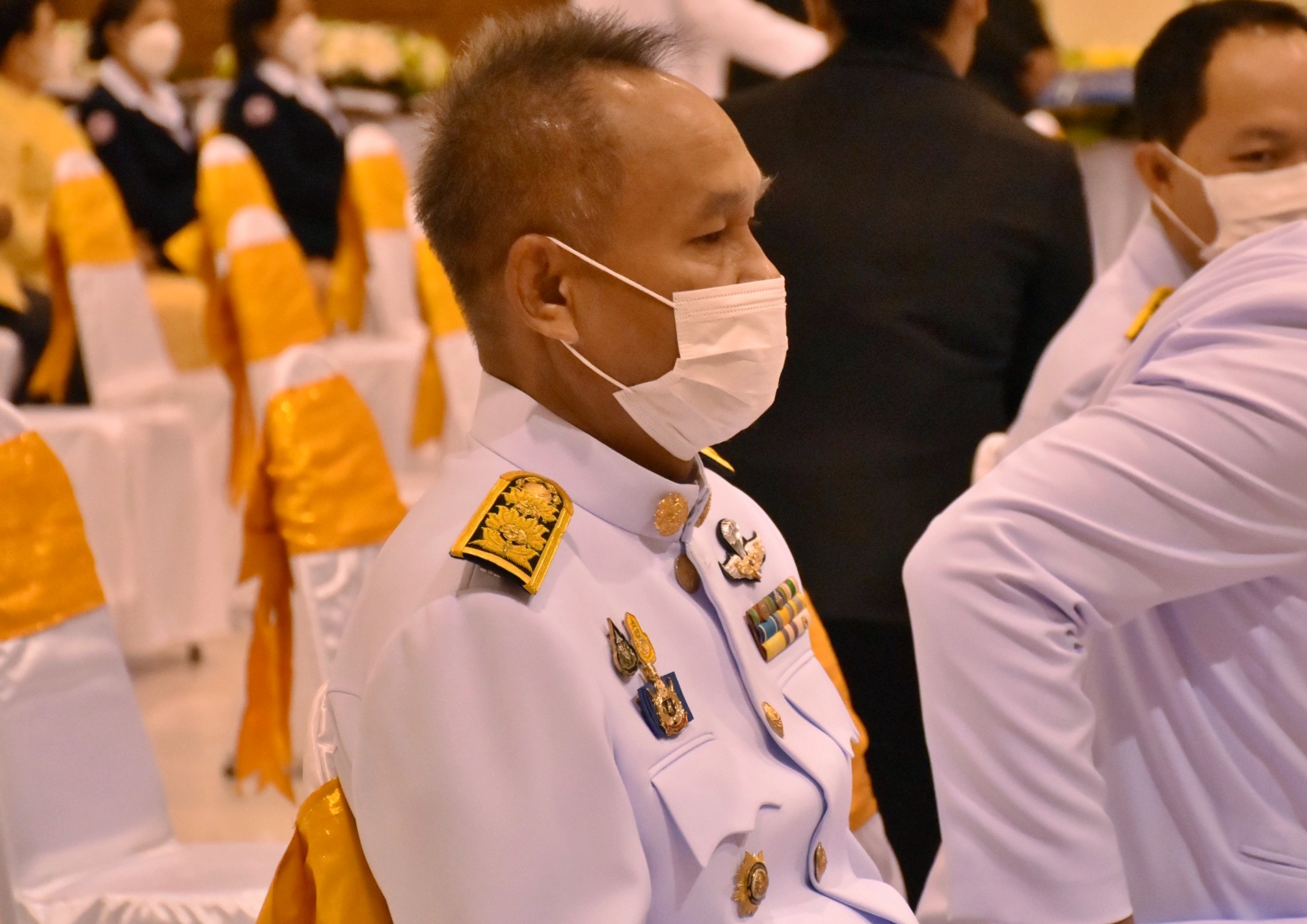 พช.มหาสารคาม ร่วมพิธีวางพวงมาลา น้อมรำลึกในพระมหากรุณาธิคุณ เนื่องในวันคล้ายวันสวรรคต พระบาทสมเด็จพระบรมชนกาธิเบศร มหาภูมิพลอดุลยเดชมหาราช บรมนาถบพิตร
