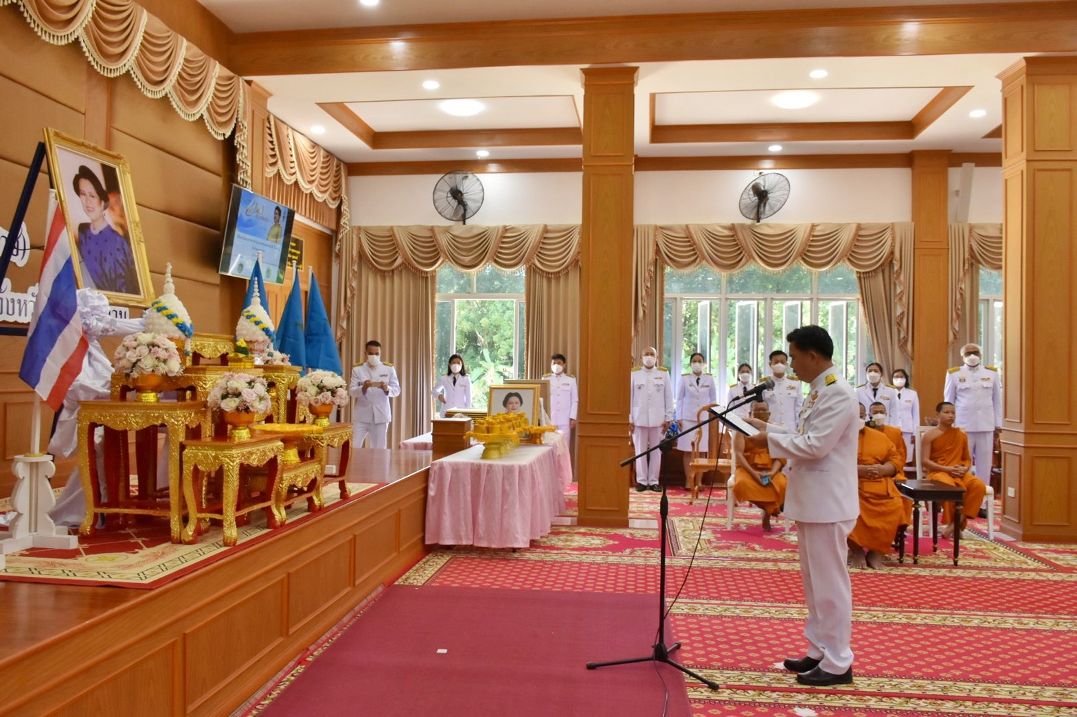 จังหวัดมหาสารคามจัดพิธีมอบเงินพระราชทานขวัญถุงหมู่บ้าน/ชุมชนต้นกล้ากองทุนแม่ของแผ่นดิน ปี 2564 – 2565