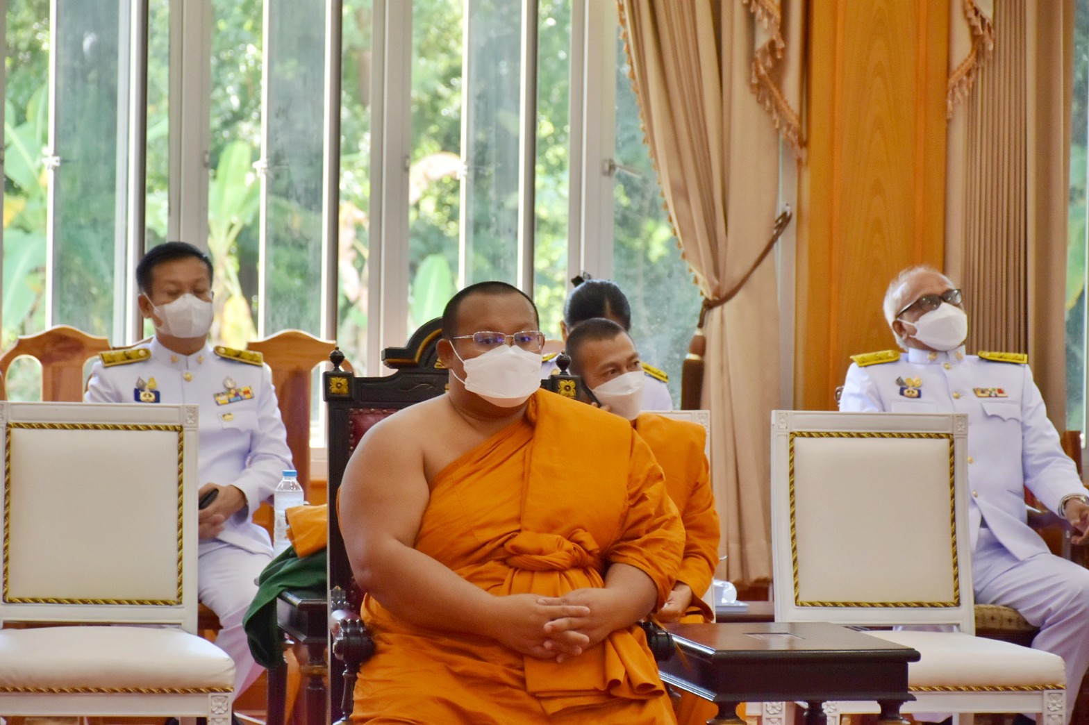 จังหวัดมหาสารคามจัดพิธีมอบเงินพระราชทานขวัญถุงหมู่บ้าน/ชุมชนต้นกล้ากองทุนแม่ของแผ่นดิน ปี 2564 – 2565