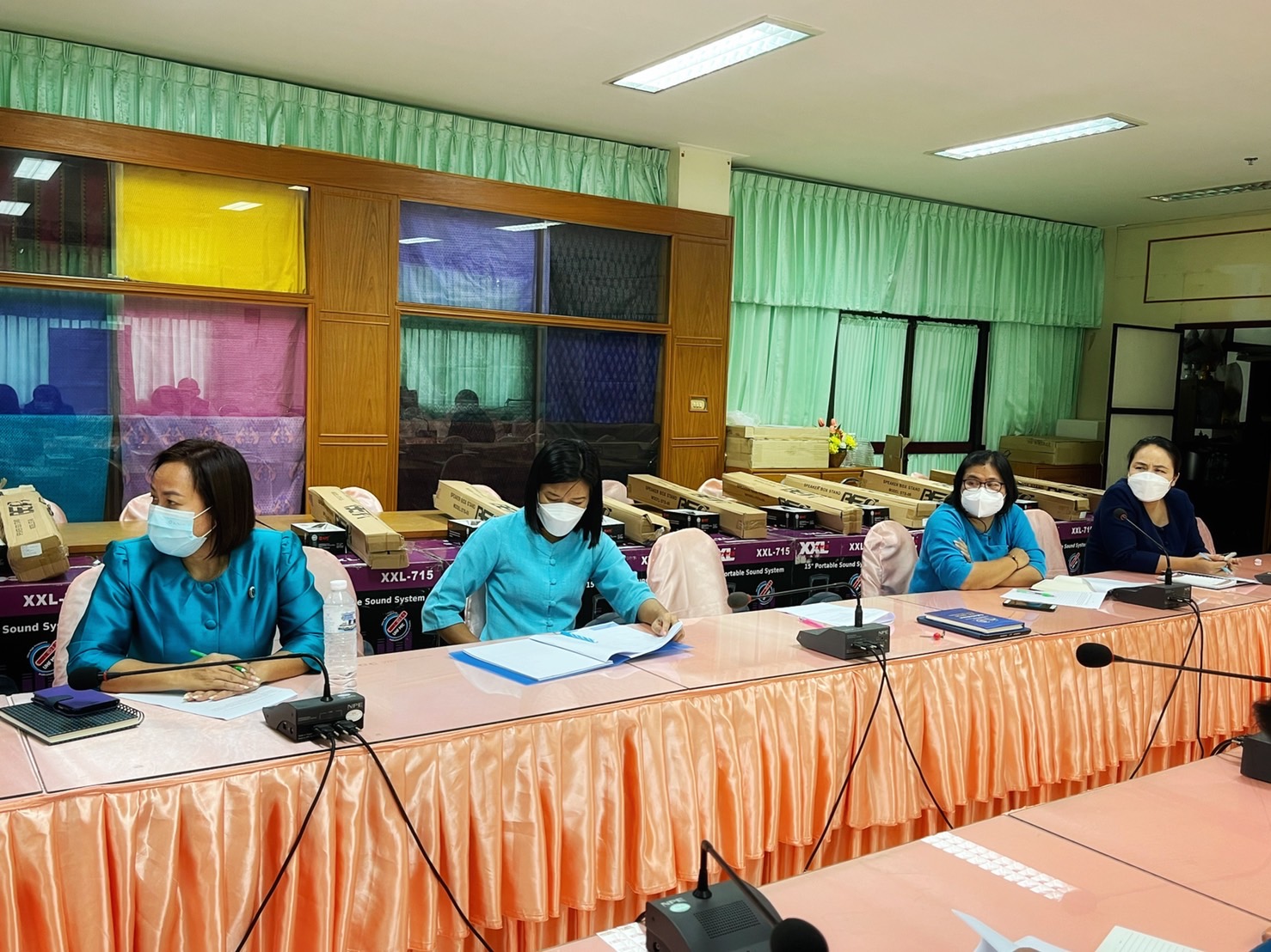 พช.มหาสารคาม ประชุมเตรียมความพร้อมพิธีมอบเงินพระราชทานขวัญถุงกองทุนแม่ของแผ่นดิน ปี 2564 – 2565