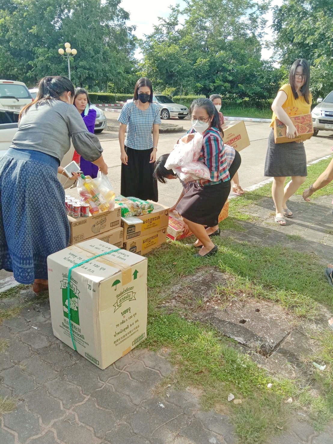 พช.มหาสารคาม รวมน้ำใจ เตรียมช่วยเหลือ ผู้ประสบอุทกภัยในพื้นที่ จ.มหาสารคาม