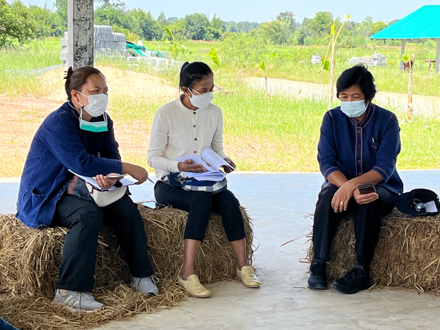 ผู้ตรวจราชการกรมการพัฒนาชุมชน ลงพื้นติดตามให้กำลังใจ ศูนย์เรียนรู้ชุมชนต้นแบบ การพัฒนาคุณภาพชีวิต ระดับตำบล (CLM) จังหวัดมหาสารคาม