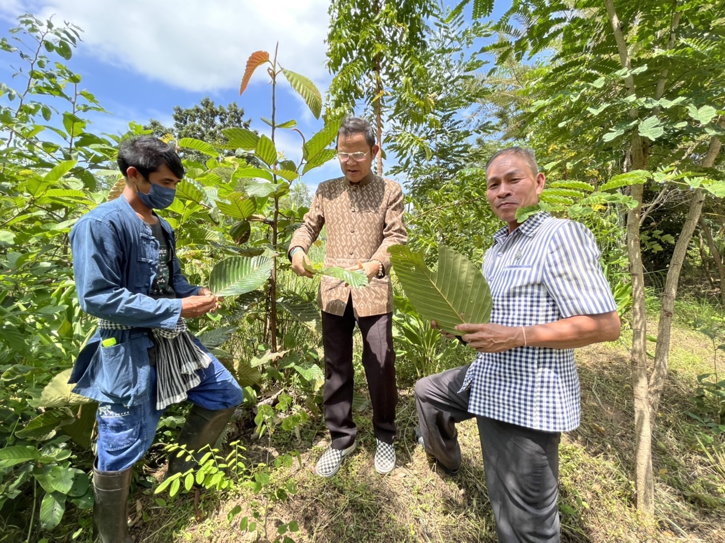 ผู้ตรวจราชการกรมการพัฒนาชุมชน ลงพื้นติดตามให้กำลังใจ ศูนย์เรียนรู้ชุมชนต้นแบบ การพัฒนาคุณภาพชีวิต ระดับตำบล (CLM) จังหวัดมหาสารคาม