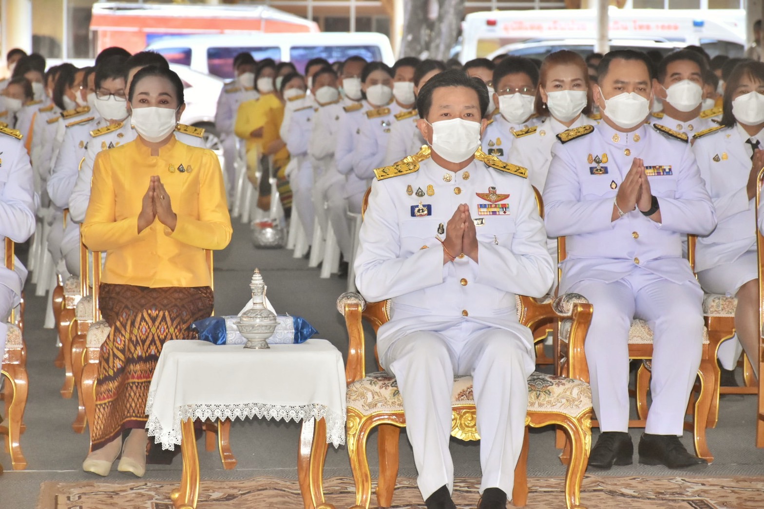 พช.มหาสารคาม ร่วมพิธีทำบุญตักบาตรถวายพระราชกุศล เนื่องในวันคล้ายวันสวรรคต พระบาทสมเด็จพระบรมชนกาธิเบศร มหาภูมิพลอดุลยเดชมหาราช บรมนาถบพิตร 13 ตุลาคม 2565