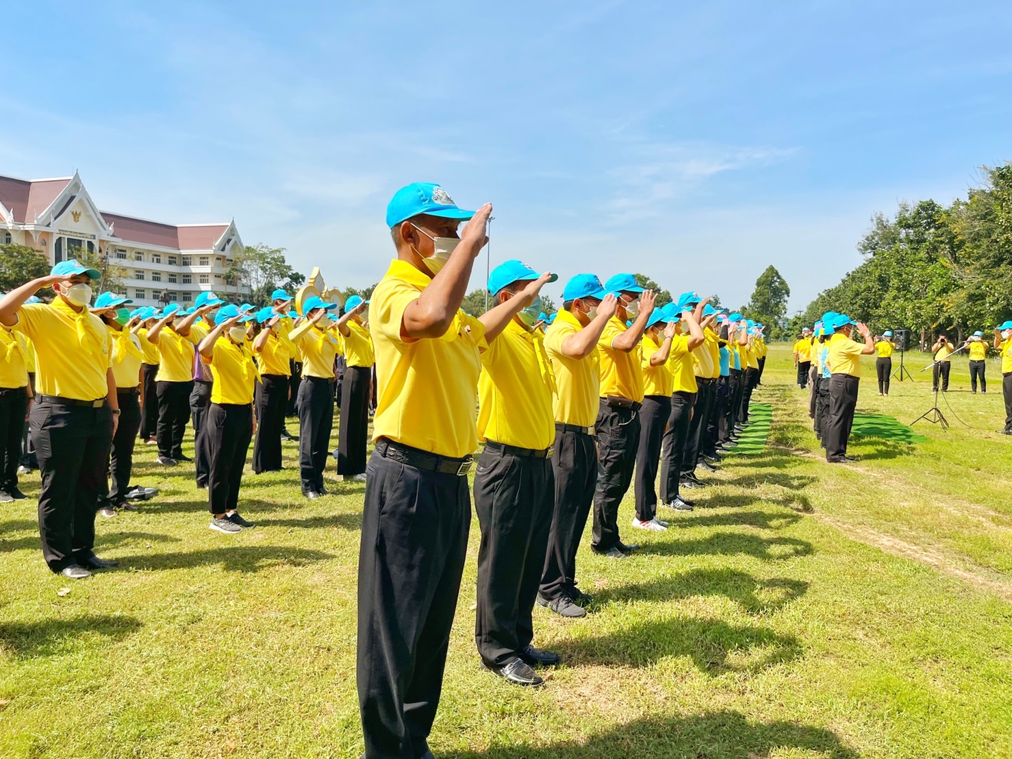 พช.มหาสารคาม ร่วมกิจกรรมจิตอาสาเนื่องในวันคล้ายวันสวรรคตพระบาทสมเด็จพระบรมชนกาธิเบศร มหาภูมิพลอดุลยเดชมหาราช บรมนาถบพิตร 13 ตุลาคม 2565