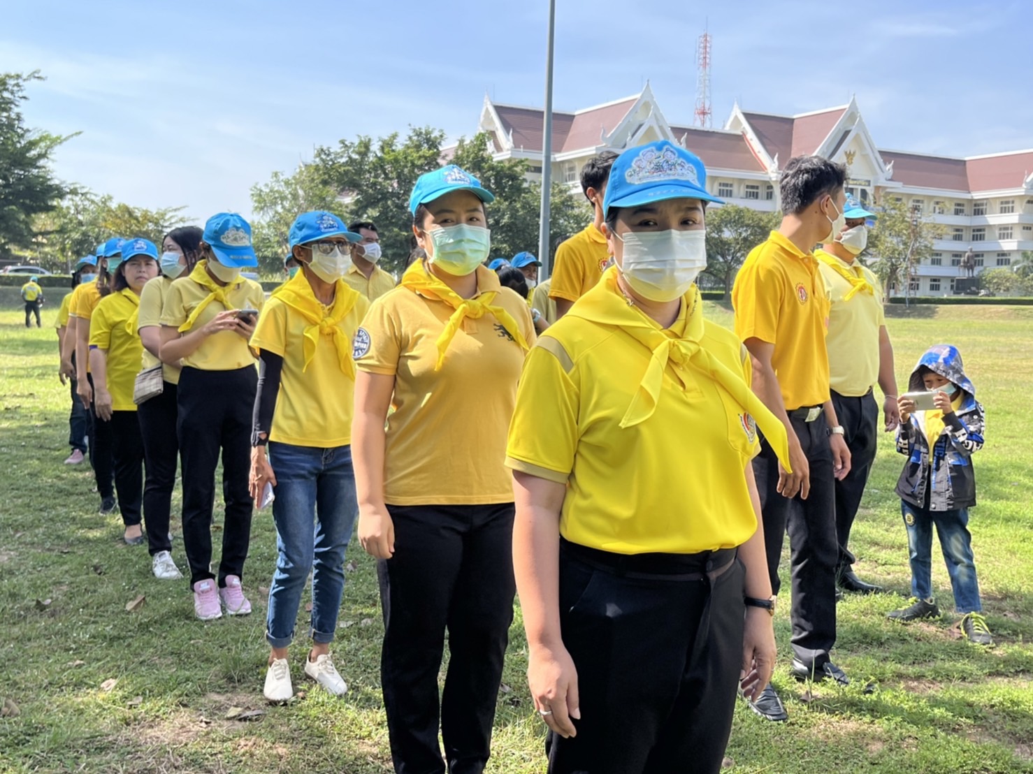 พช.มหาสารคาม ร่วมกิจกรรมจิตอาสาเนื่องในวันคล้ายวันสวรรคตพระบาทสมเด็จพระบรมชนกาธิเบศร มหาภูมิพลอดุลยเดชมหาราช บรมนาถบพิตร 13 ตุลาคม 2565