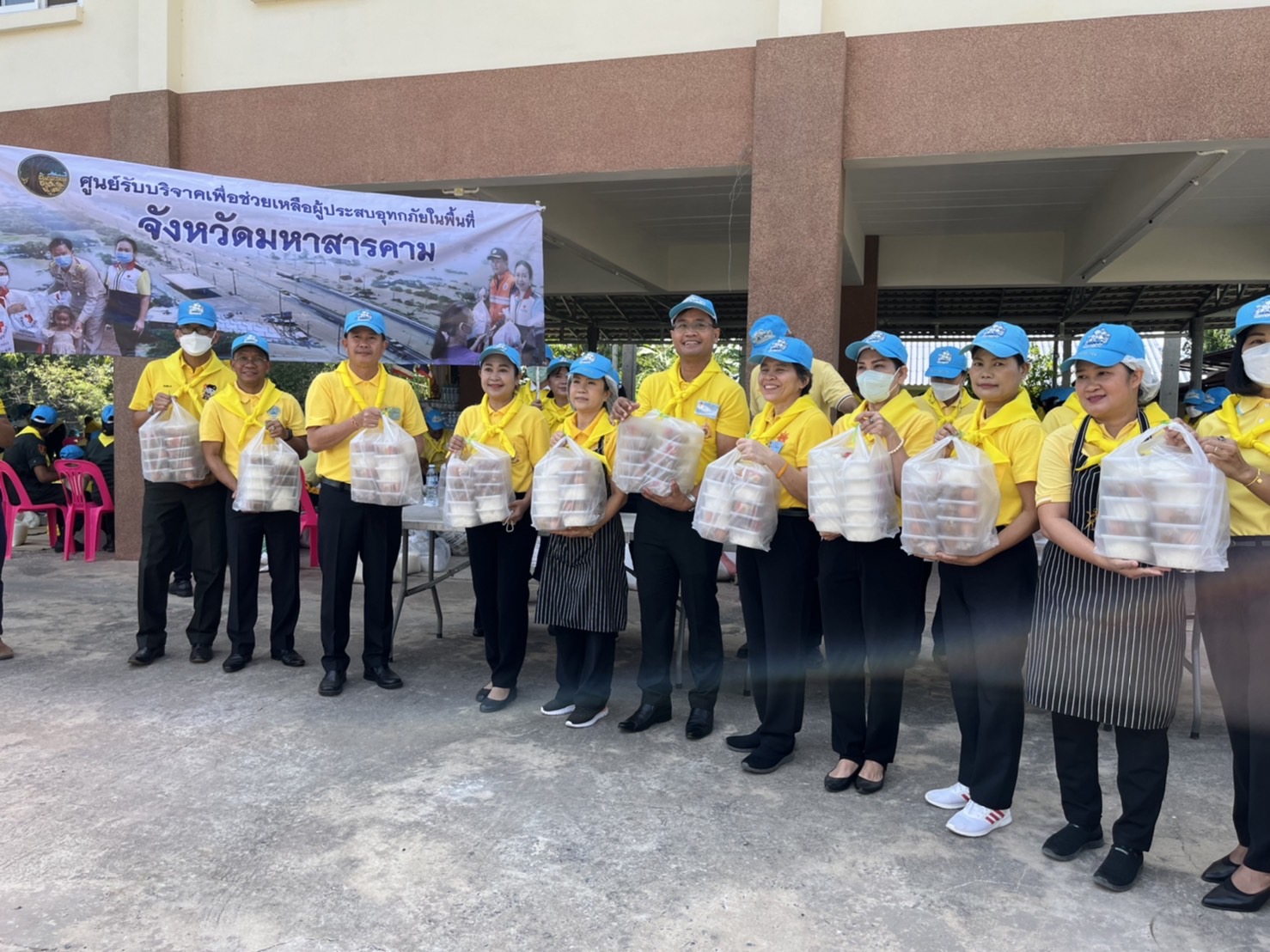 พช.มหาสารคาม ร่วมกิจกรรมจิตอาสาเนื่องในวันคล้ายวันสวรรคตพระบาทสมเด็จพระบรมชนกาธิเบศร มหาภูมิพลอดุลยเดชมหาราช บรมนาถบพิตร 13 ตุลาคม 2565