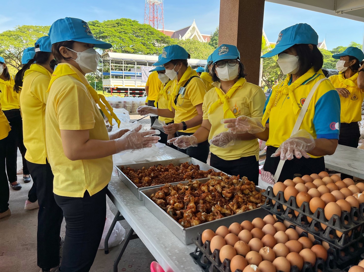 พช.มหาสารคาม ร่วมกิจกรรมจิตอาสาเนื่องในวันคล้ายวันสวรรคตพระบาทสมเด็จพระบรมชนกาธิเบศร มหาภูมิพลอดุลยเดชมหาราช บรมนาถบพิตร 13 ตุลาคม 2565