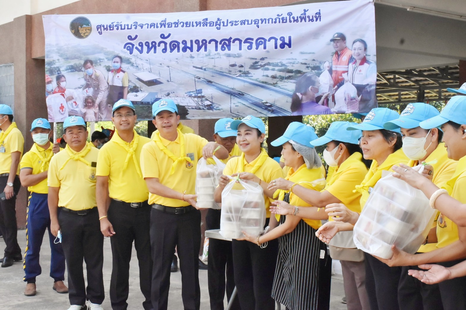 พช.มหาสารคาม ร่วมกิจกรรมจิตอาสาเนื่องในวันคล้ายวันสวรรคตพระบาทสมเด็จพระบรมชนกาธิเบศร มหาภูมิพลอดุลยเดชมหาราช บรมนาถบพิตร 13 ตุลาคม 2565