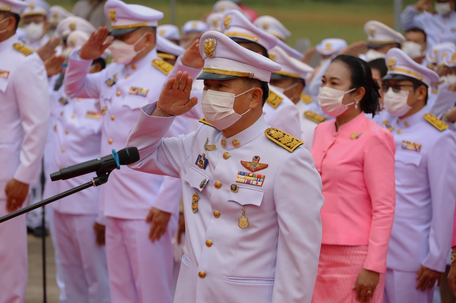 พช.มหาสารคาม ร่วมพิธีวางพวงมาลา “วันปิยมหาราช” น้อมรำลึกวันคล้ายวันสวรรคต “พระบาทสมเด็จพระจุลจอมเกล้าเจ้าอยู่หัว”