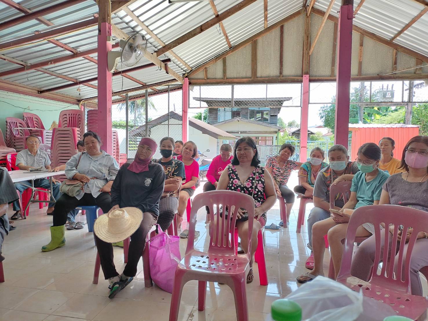 พช.อำเภอเชียงยืนลงพื้นที่ส่งสริมสนับสนุน และติดตามโครงการแก้ไขปัญหาความยากจน (กข.คจ.)