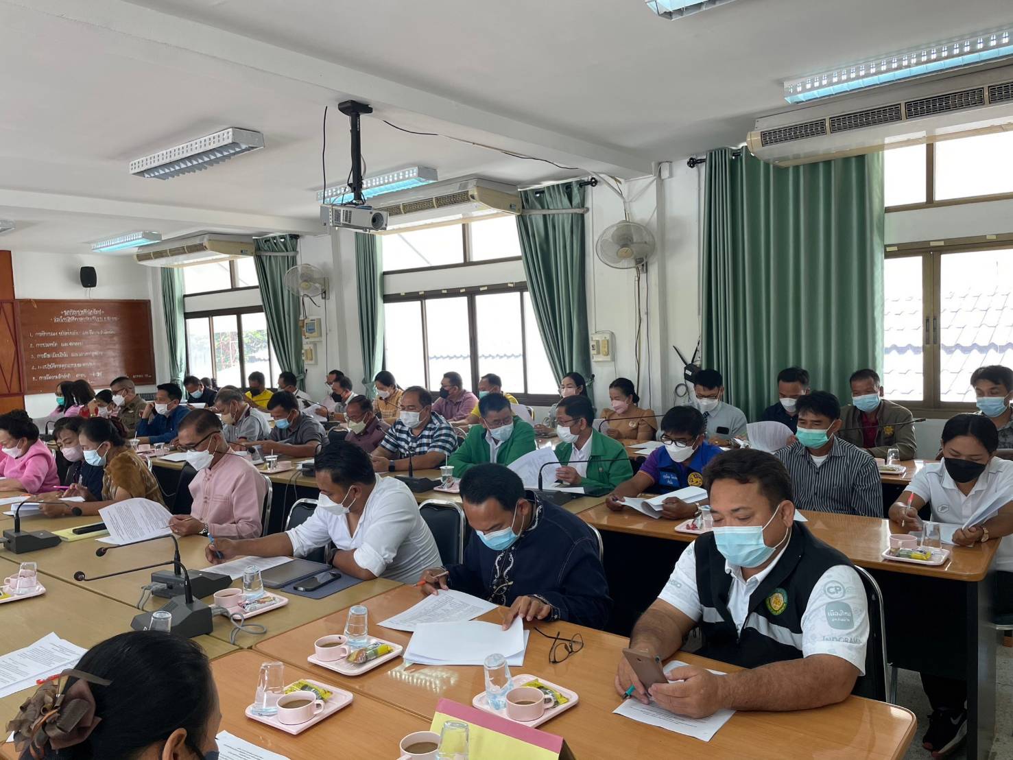 อำเภอพยัคฆภูมิพิสัย จ.มหาสารคาม เตรียมการจัดงาน “มหกรรมสินค้าชุมชนหนึ่งตำบล หนึ่งผลิตภัณฑ์ (OTOP) ของดีบ้านฉัน” และงานประจำปีอำเภอพยัคฆภูมิพิสัย