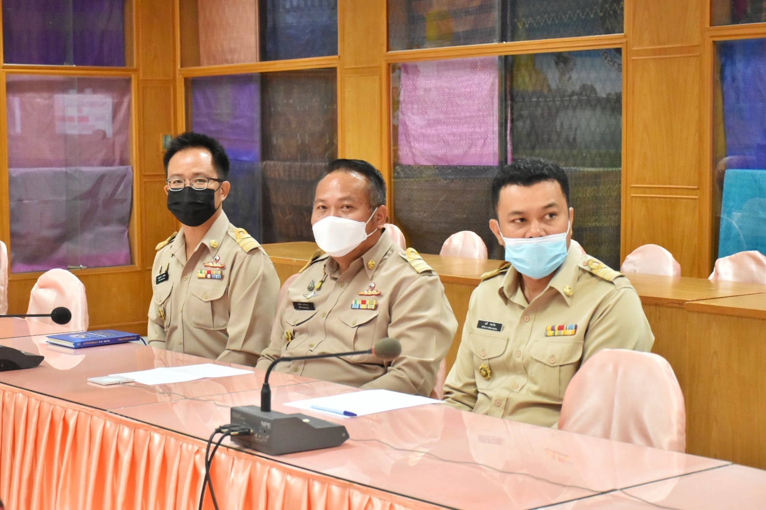 พช.มหาสารคาม ร่วมประชุมชี้แจง เร่งรัด กำกับ ติดตาม การดำเนินงานกองทุนพัฒนาบทบาทสตรี ผ่านระบบวีดิทัศน์ทางไกล (Video Conference)