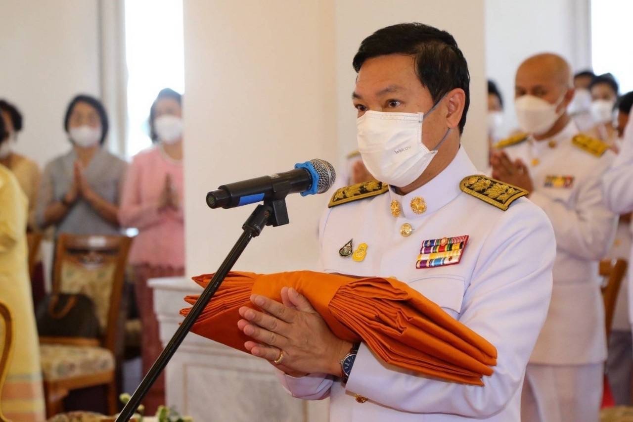 พช.มหาสารคาม ร่วมพิธีถวายผ้าพระกฐินพระราชทาน กรมการพัฒนาชุมชน ประจำปีพุทธศักราช 2565