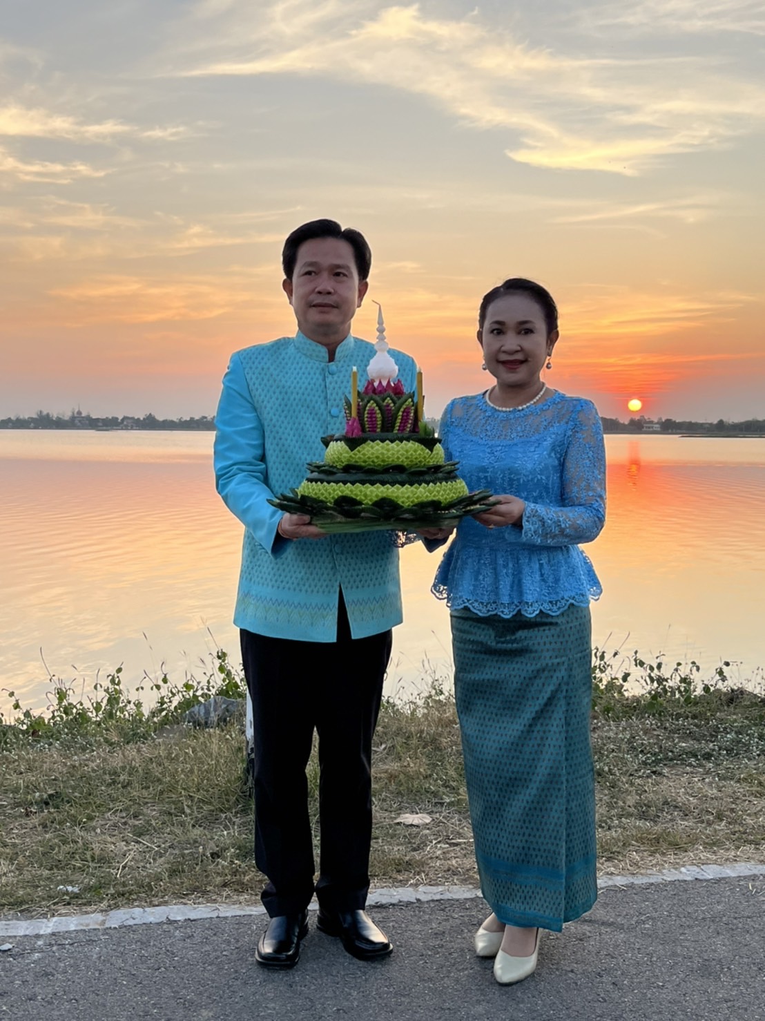 จัดใหญ่ทั่วเมือง…งานประเพณีลอยกระทง ประจำปี 2565 พช.มหาสารคาม ร่วมพิธีเปิดงาน พร้อมนำสินค้า OTOP จำหน่ายในงาน