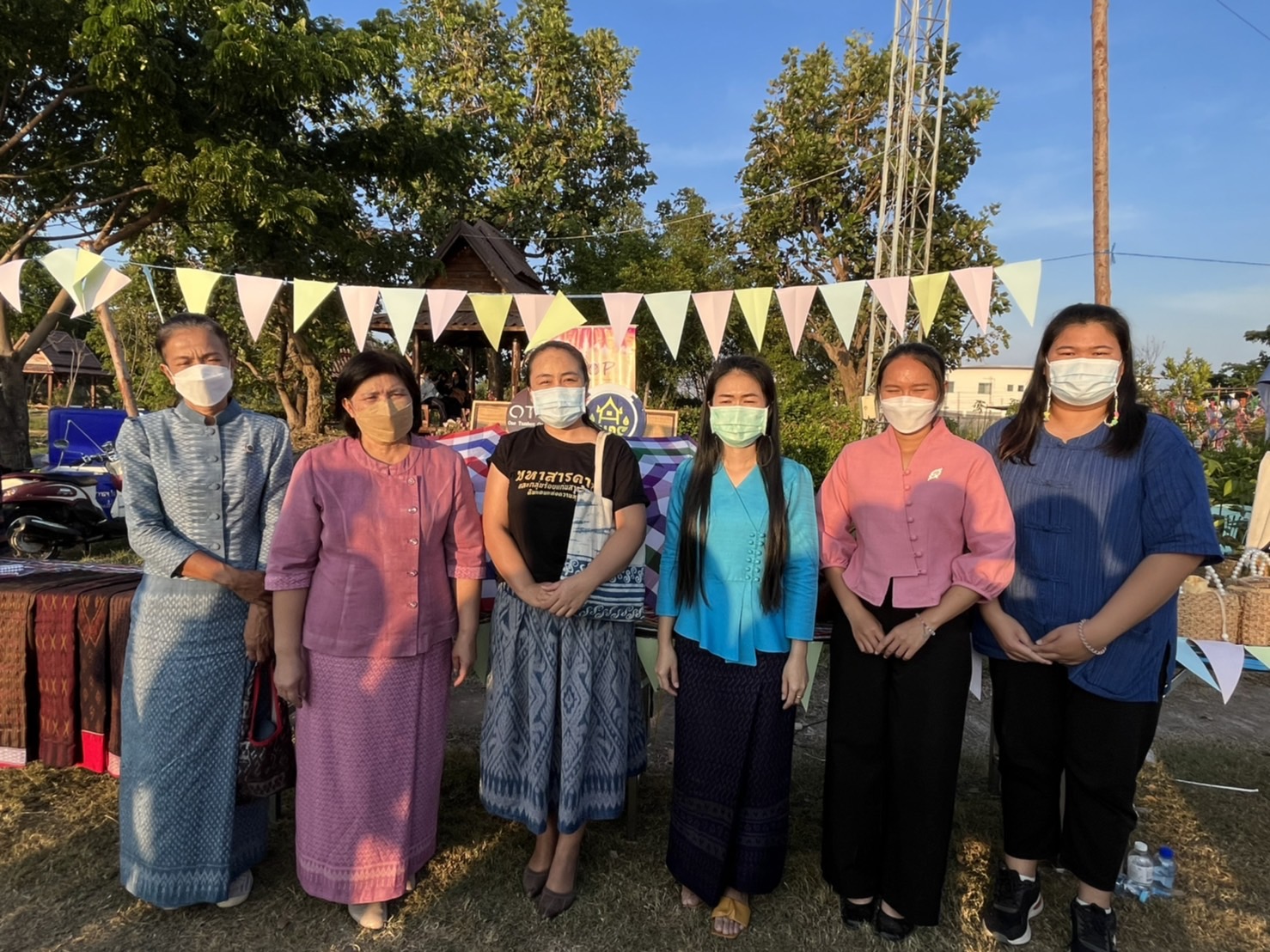 จัดใหญ่ทั่วเมือง…งานประเพณีลอยกระทง ประจำปี 2565 พช.มหาสารคาม ร่วมพิธีเปิดงาน พร้อมนำสินค้า OTOP จำหน่ายในงาน