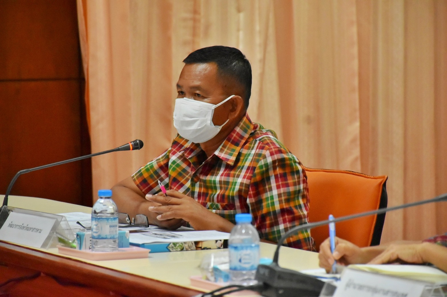 พช.มหาสารคาม ร่วมประชุมการขับเคลื่อนการดำเนินงานศูนย์อำนวยการขจัดความยากจนและพัฒนาคนทุกช่วงวัยอย่างยั่งยืน ตามหลักปรัชญาของเศรษฐกิจพอเพียงจังหวัดมหาสารคาม (ศจพ.จ.) จังหวัดมหาสารคาม