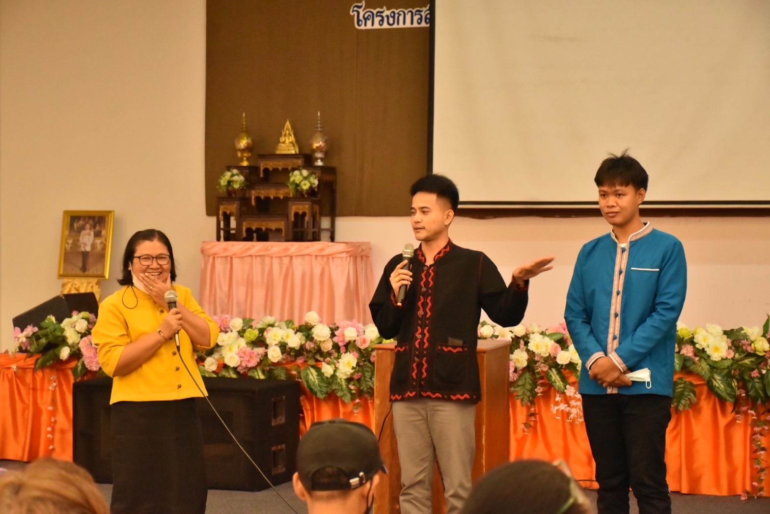พช.มหาสารคาม ร่วมแลกเปลี่ยนเรียนรู้ ในกิจกรรมอบรมส่งเสริมพัฒนาแปรรูปผลิตภัณฑ์ชุมชนและ OTOP แยก 5 ประเภท มุ่งสร้างความเข้มแข็งให้แก่เกษตรกร พัฒนาเศรษฐกิจฐานรากสู่ความมั่นคง