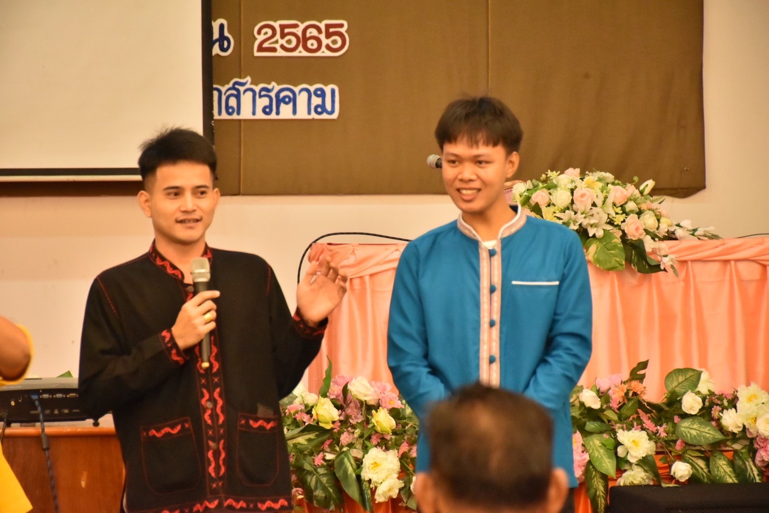 พช.มหาสารคาม ร่วมแลกเปลี่ยนเรียนรู้ ในกิจกรรมอบรมส่งเสริมพัฒนาแปรรูปผลิตภัณฑ์ชุมชนและ OTOP แยก 5 ประเภท มุ่งสร้างความเข้มแข็งให้แก่เกษตรกร พัฒนาเศรษฐกิจฐานรากสู่ความมั่นคง