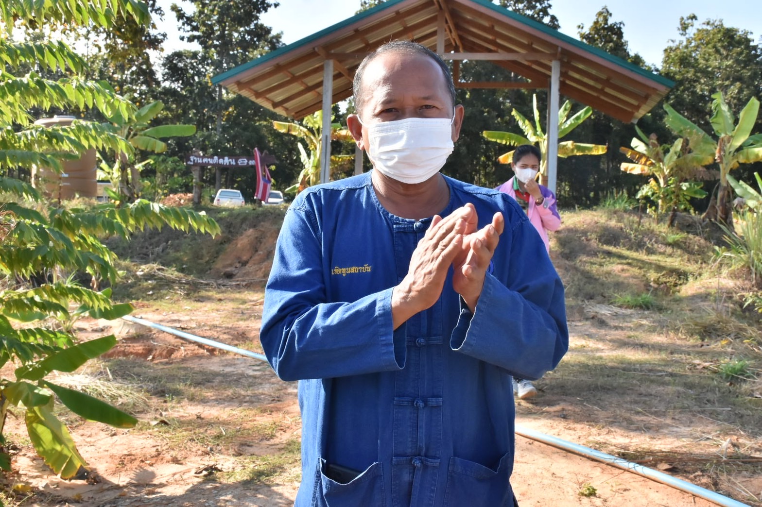 พช.มหาสารคาม ผนึกกำลังเครือข่าย “โคก หนอง นา พัฒนาชุมชน” จังหวัดมหาสารคาม จัดกิจกรรม “เอามื้อสามัคคี” แปลง CLM ศูนย์เรียนรู้ชุมชนต้นแบบการพัฒนาคุณภาพชีวิต โคก หนอง นา พัฒนาชุมชน ตำบลหนองเม็ก อำเภอนาเชือก จังหวัดมหาสารคาม