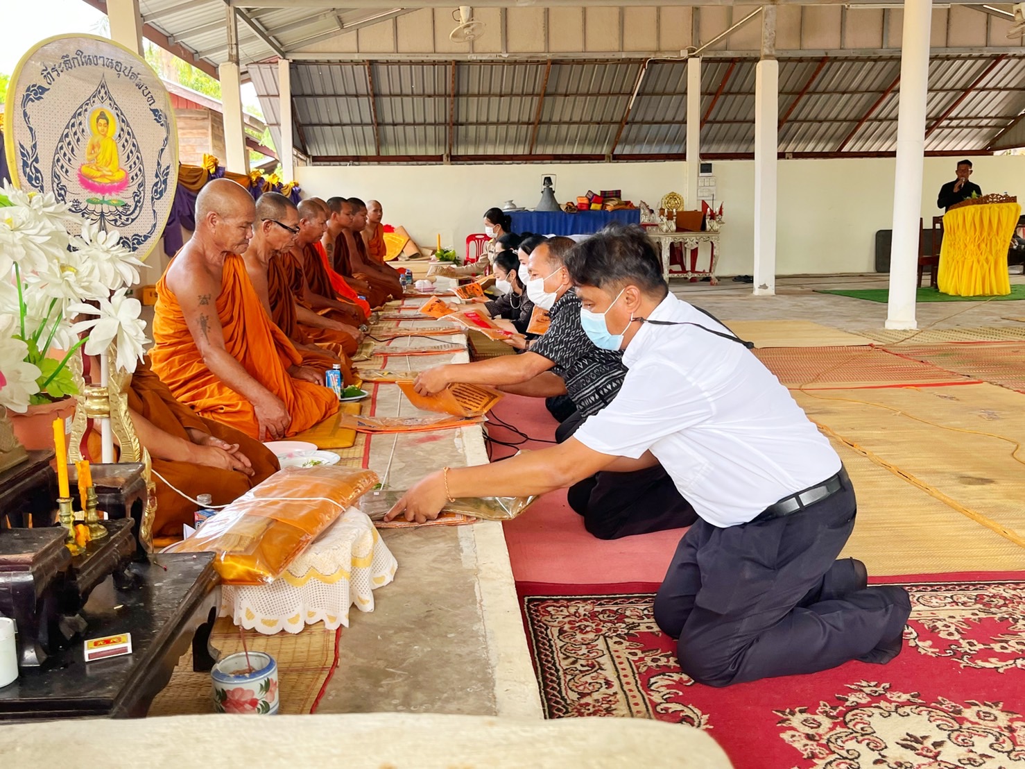 พช.มหาสารคาม ร่วมพิธีฌาปนกิจศพและประชุมเพลิง คุณพ่อทองพูล โพธิ์ตาก บิดา นายเจษฎาธนพงษ์ โพธิ์ตาก ผอ.กลุ่มงานประสานและสนับสนุนการบริหารงานพัฒนาชุมชน