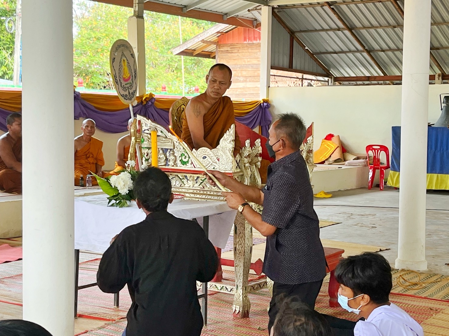 พช.มหาสารคาม ร่วมพิธีฌาปนกิจศพและประชุมเพลิง คุณพ่อทองพูล โพธิ์ตาก บิดา นายเจษฎาธนพงษ์ โพธิ์ตาก ผอ.กลุ่มงานประสานและสนับสนุนการบริหารงานพัฒนาชุมชน
