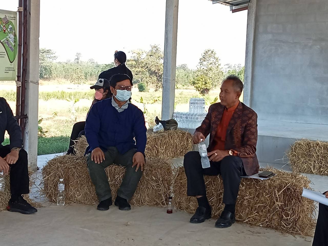 พช.มหาสารคาม ร่วมกับภาคีพัฒนา ลงพื้นที่ตรวจเยี่ยมพื้นที่เรียนรู้ชุมชนต้นแบบการพัฒนาคุณภาพชีวิต แปลง CLM
