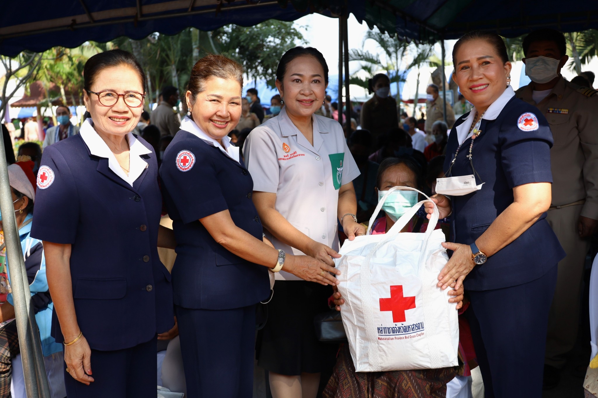 พช.มหาสารคาม ร่วมโครงการปกป้องและเชิดชูสถาบันพระมหากษัตริย์ และหน่วยบำบัดทุกข์ บำรุงสุข สร้างรอยยิ้มให้ประชาชน (จังหวัดเคลื่อนที่) อำเภอนาเชือก