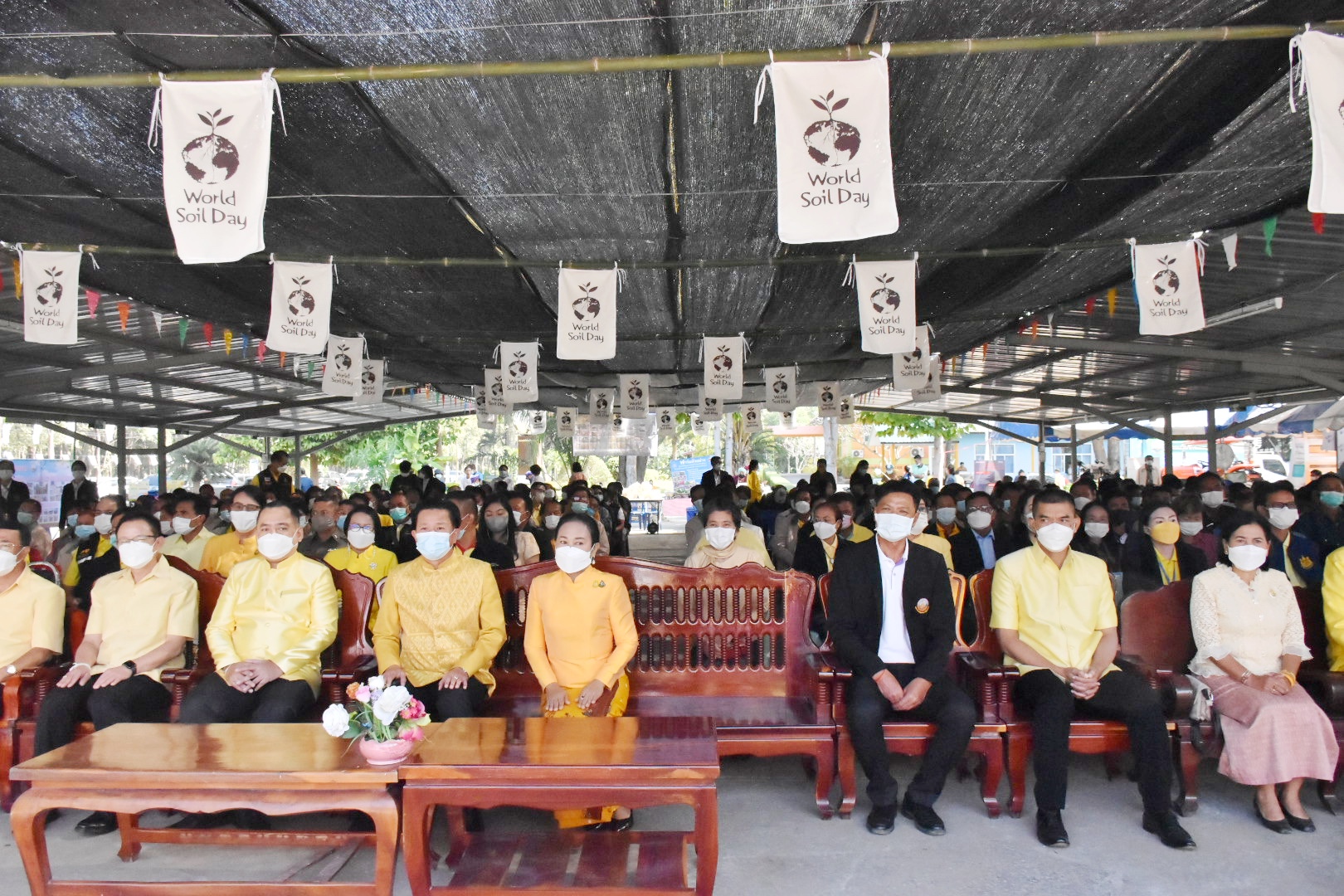 พช.มหาสารคาม ร่วมกิจกรรมวันดินโลก ประจำปี 2565 ภายใต้แนวคิด “อาหารก่อกำเนิด เกิดจากดิน”