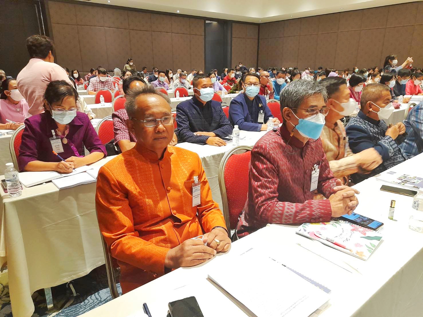 พช.มหาสารคาม ร่วมประชุมเชิงปฏิบัติการสร้างความเข้าใจการขับเคลื่อนการขจัดความยากจนในระดับพื้นที่