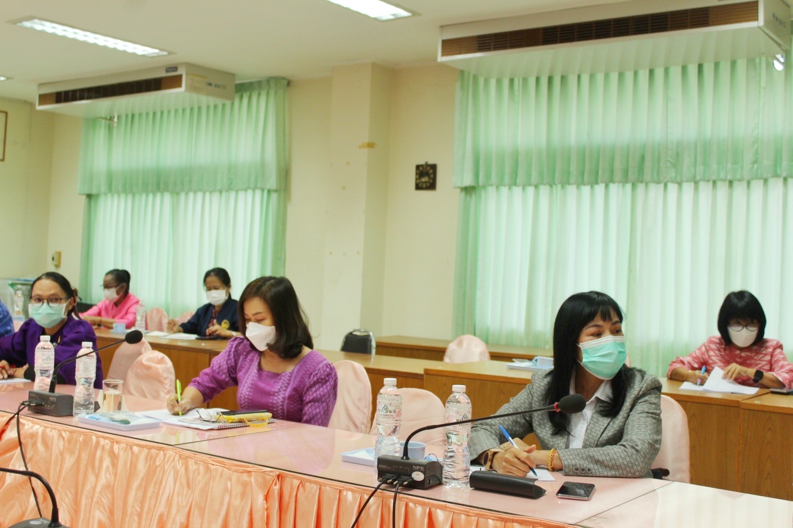 พช.มหาสารคาม ประชุมคณะกรรมการฝ่ายจัดงานเส้นสายลายผ้า ในงานประเพณีบุญเบิกฟ้าและงานกาชาดจังหวัดมหาสารคาม ประจำปี 2566