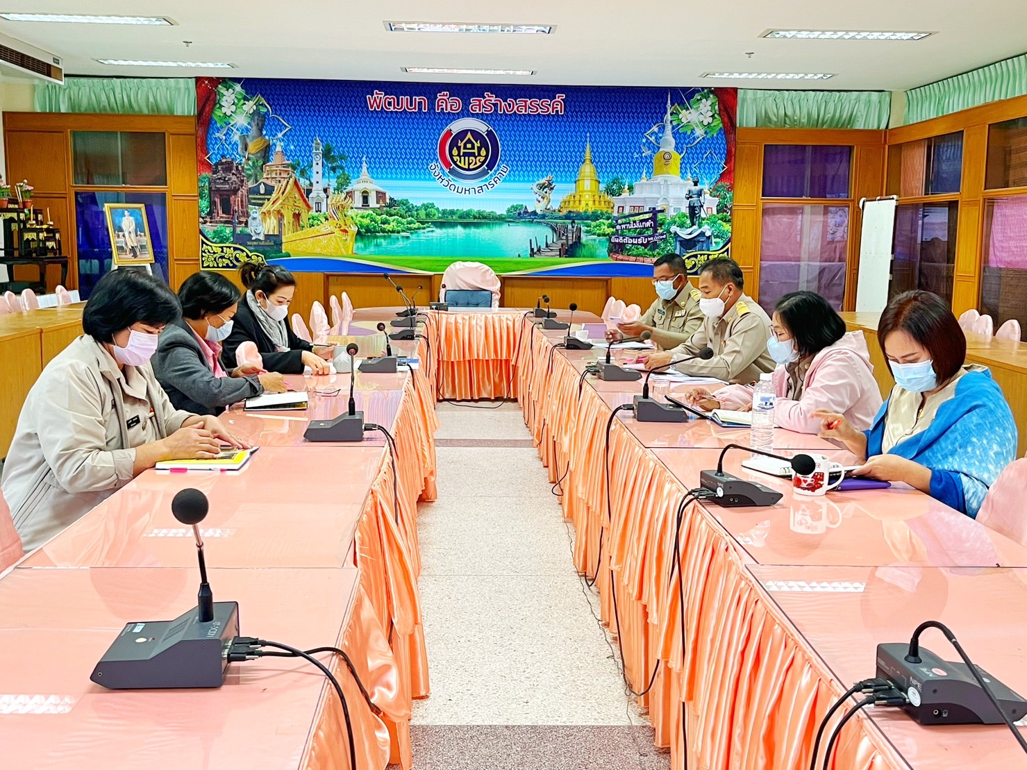 พช.มหาสารคาม ร่วมประชุมกรมการพัฒนาชุมชน ประจำเดือนธันวาคม 2565 ผ่านระบบการประชุมทางไกล ขับเคลื่อนงานภารกิจสำคัญของกรมการพัฒนาชุมชน