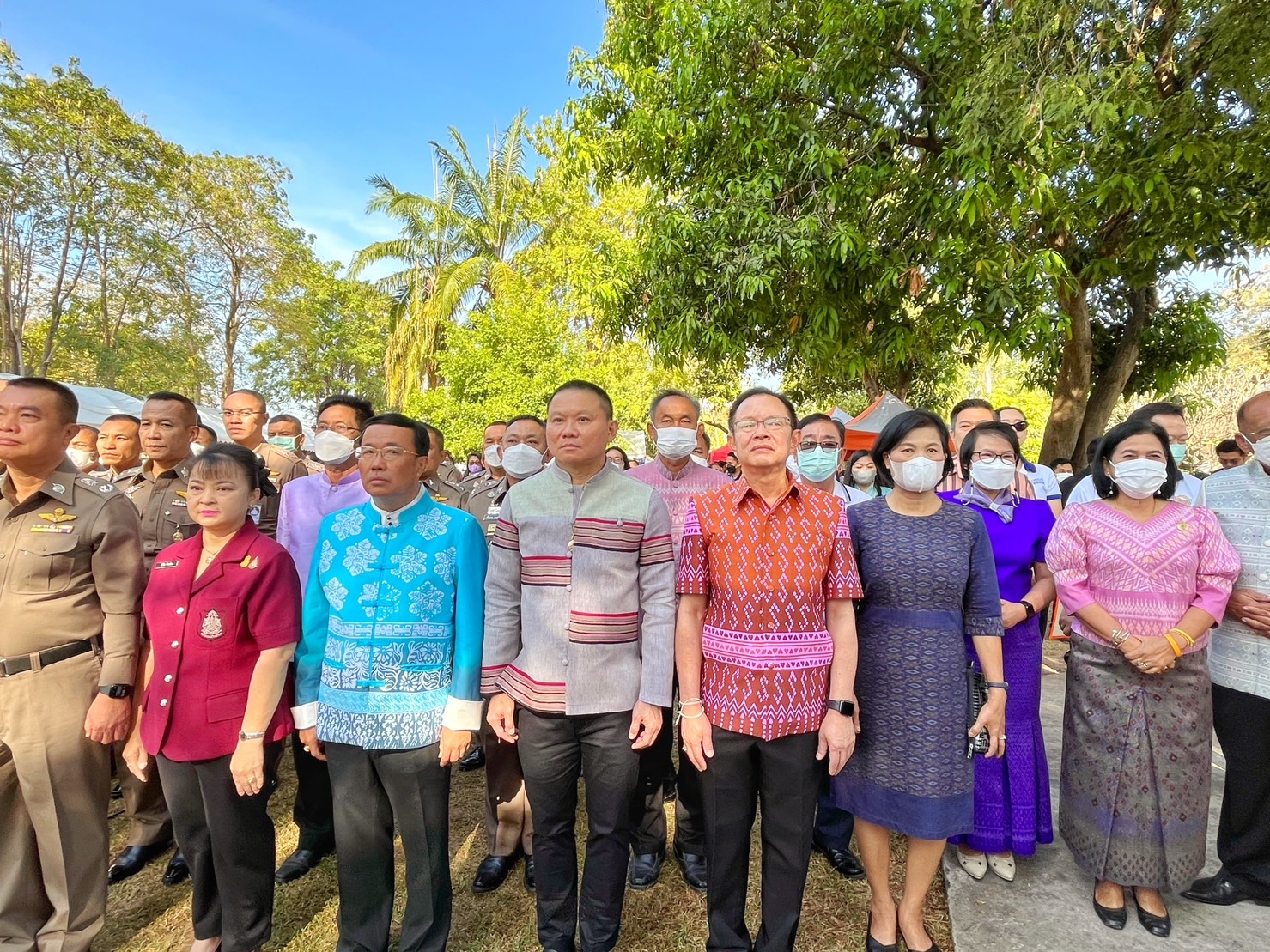 พช.มหาสารคาม ร่วมมอบเงินสดและสิ่งของบริจาคในกิจกรรม “วันรวมน้ำใจให้กาชาด จังหวัดมหาสารคาม”