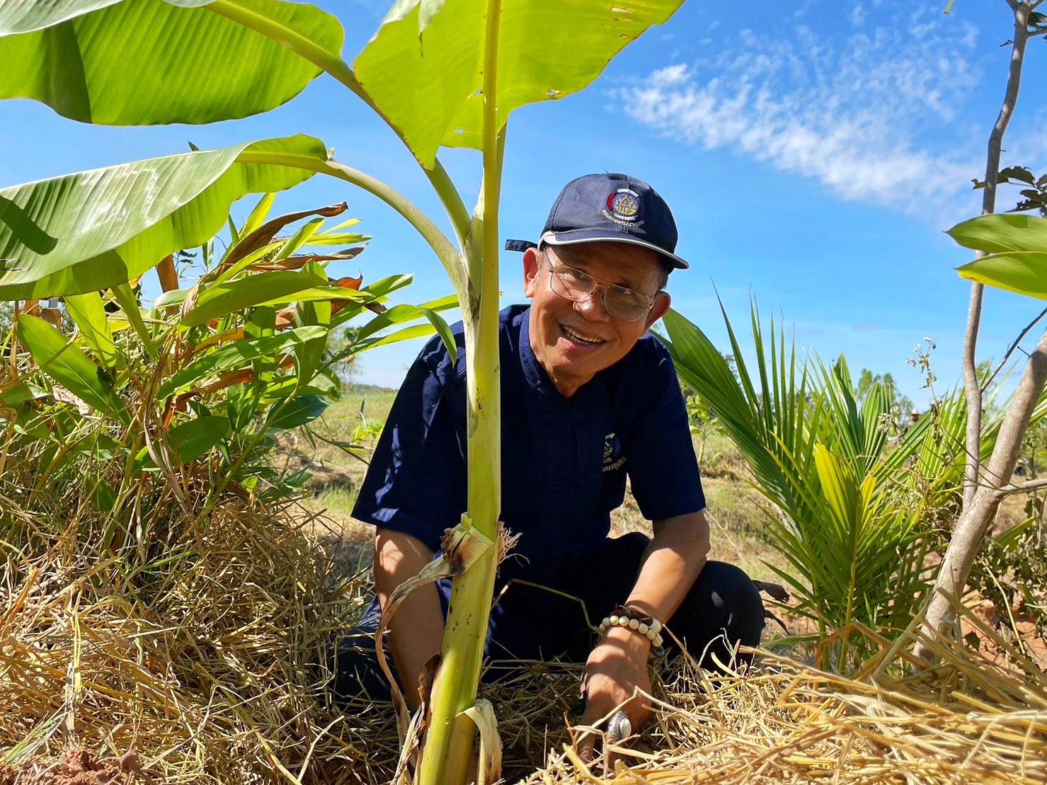 พช.มหาสารคาม รวมพลังภาคี เครือข่าย โคก หนอง นา สืบสานศาสตร์พระราชา ผ่านกิจกรรมวันดินโลก Word Soil Day 2022 ภายใต้แนวคิด “อาหาร ก่อกำเนิด เกิดจากดิน”
