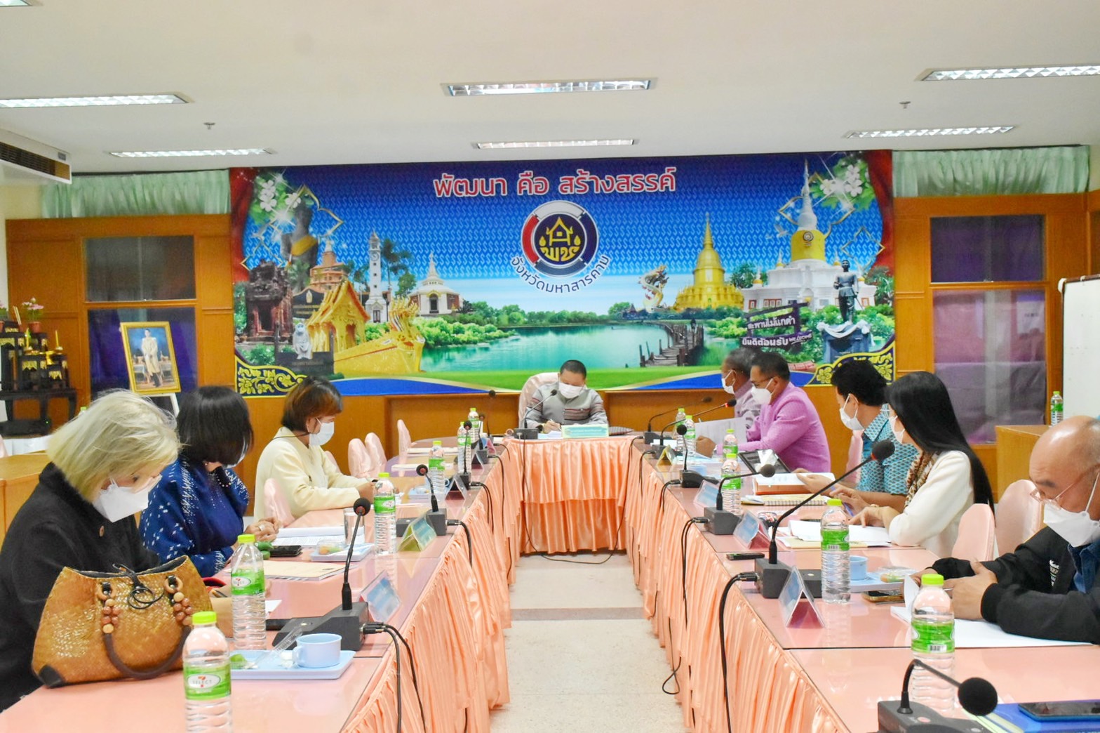 พช.มหาสารคาม จัดประชุมคณะอนุกรรมการบริหารกองทุนพัฒนาบทบาทสตรีระดับจังหวัดมหาสารคามครั้งที่ 6/2565