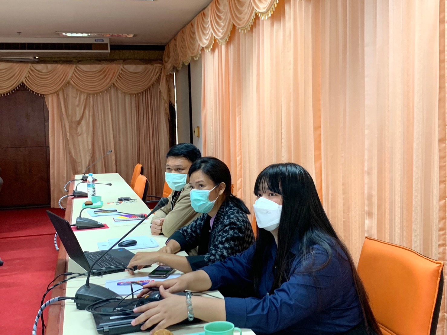 พช.มหาสารคาม จัดประชุมเชิงปฏิบัติการการส่งเสริมการบูรณาการกลไกการขับเคลื่อนการขจัดความยากจน