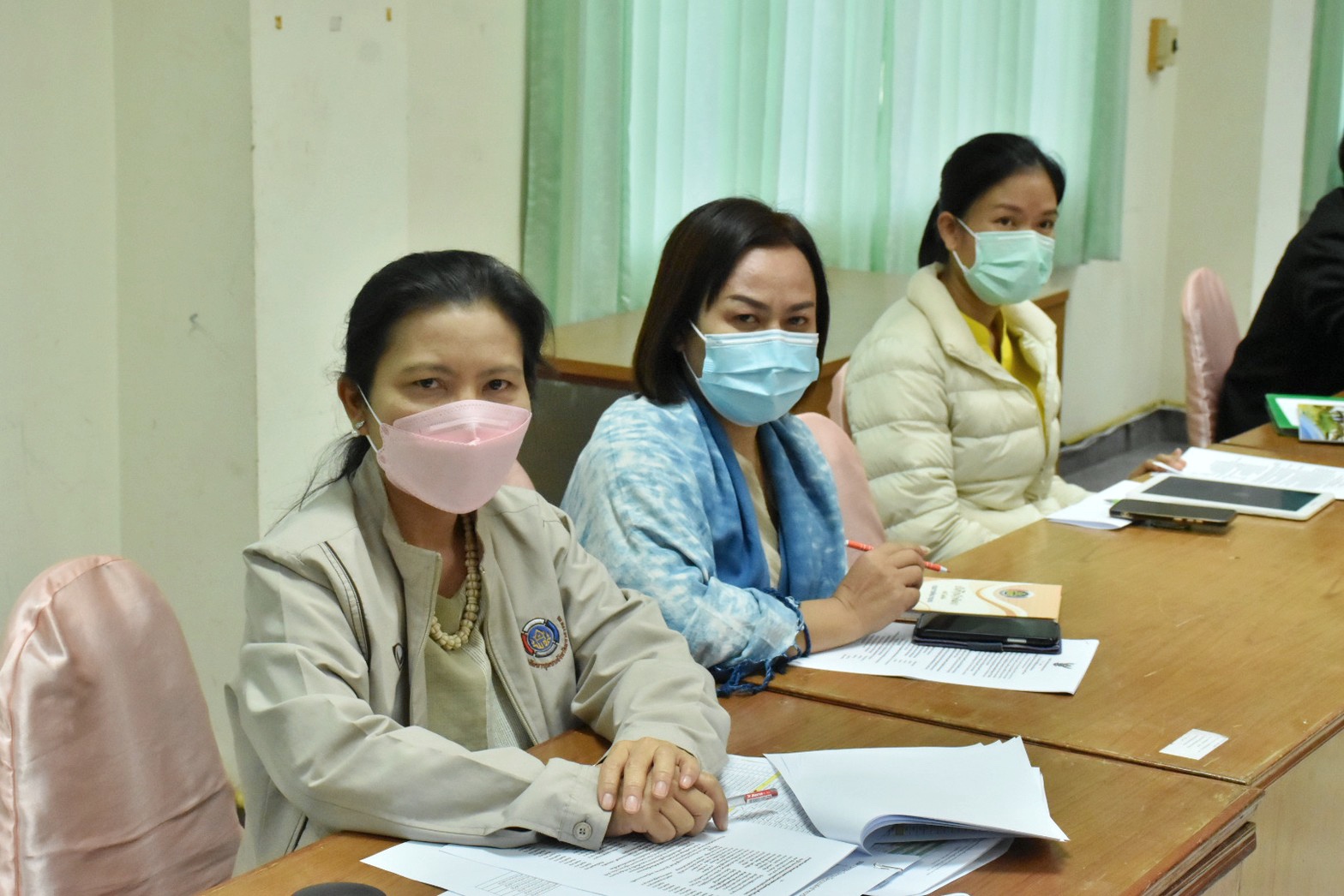 พช.มหาสารคาม ร่วมกับ ภาคี เครือข่าย ประชุมเตรียมความพร้อมการจัดงาน “ราตรีเส้นสายลายผ้า” ในงานประเพณีบุญเบิกฟ้าและงานกาชาดจังหวัดมหาสารคาม ประจำปี 2566