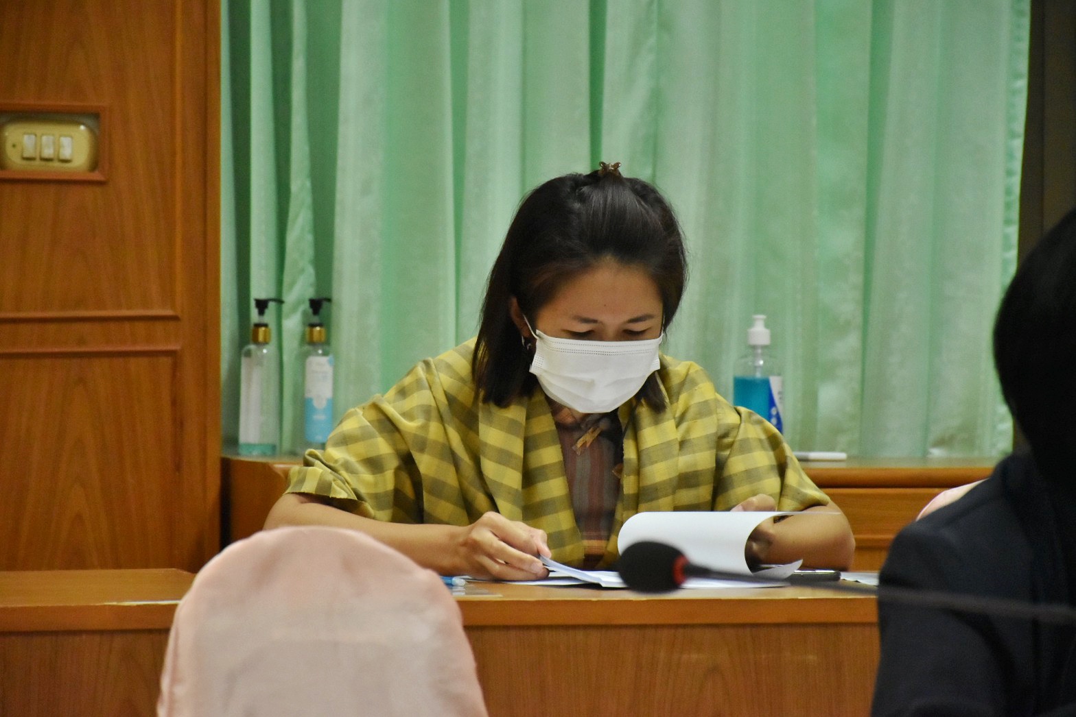 พช.มหาสารคาม ร่วมกับ ภาคี เครือข่าย ประชุมเตรียมความพร้อมการจัดงาน “ราตรีเส้นสายลายผ้า” ในงานประเพณีบุญเบิกฟ้าและงานกาชาดจังหวัดมหาสารคาม ประจำปี 2566