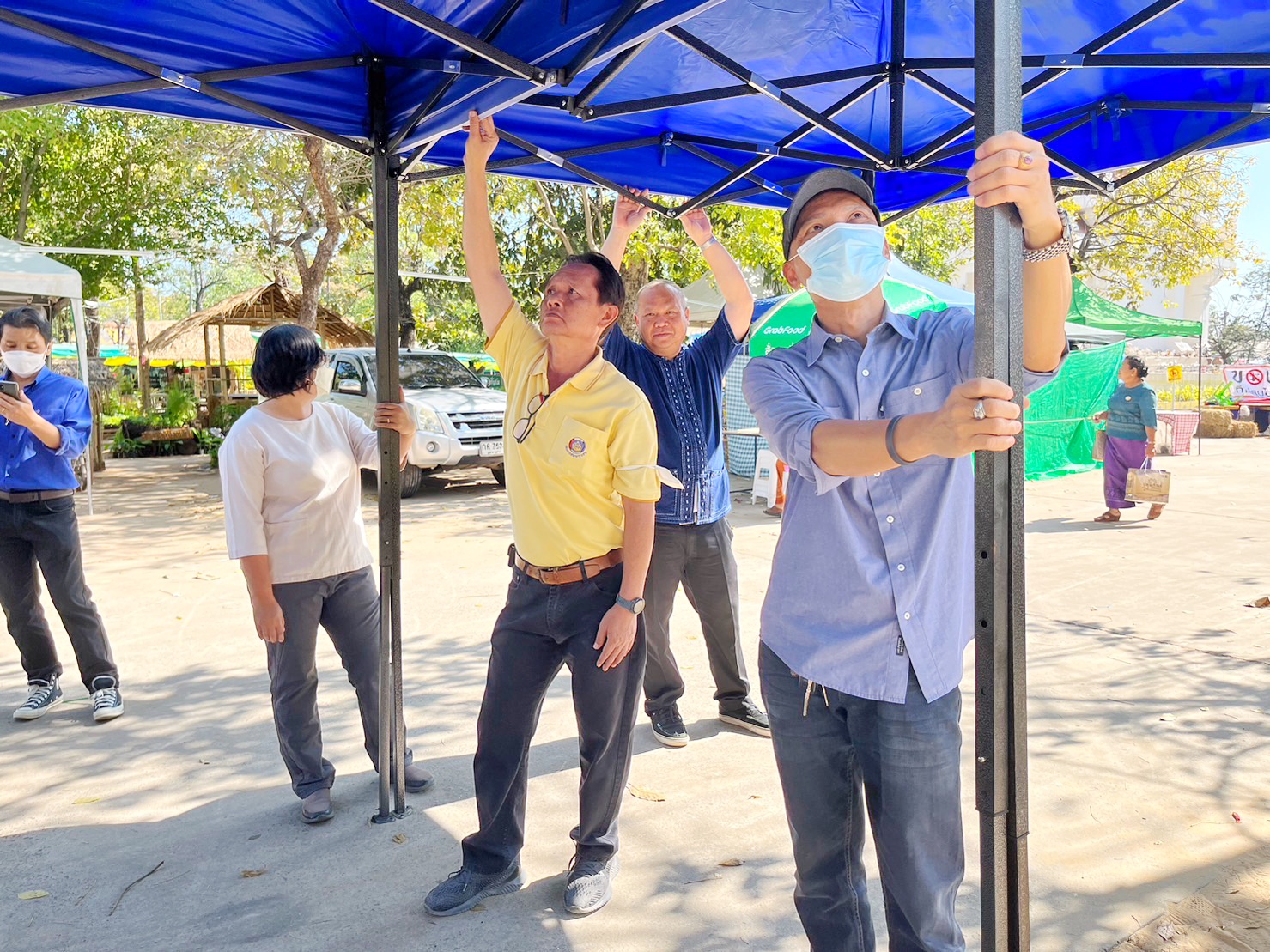 ผนึกกำลังเตรียมงาน “ราตรีเส้นสายลายผ้า” ในงาน “ประเพณีบุญเบิกฟ้าและงานกาชาดประจำปี 2566